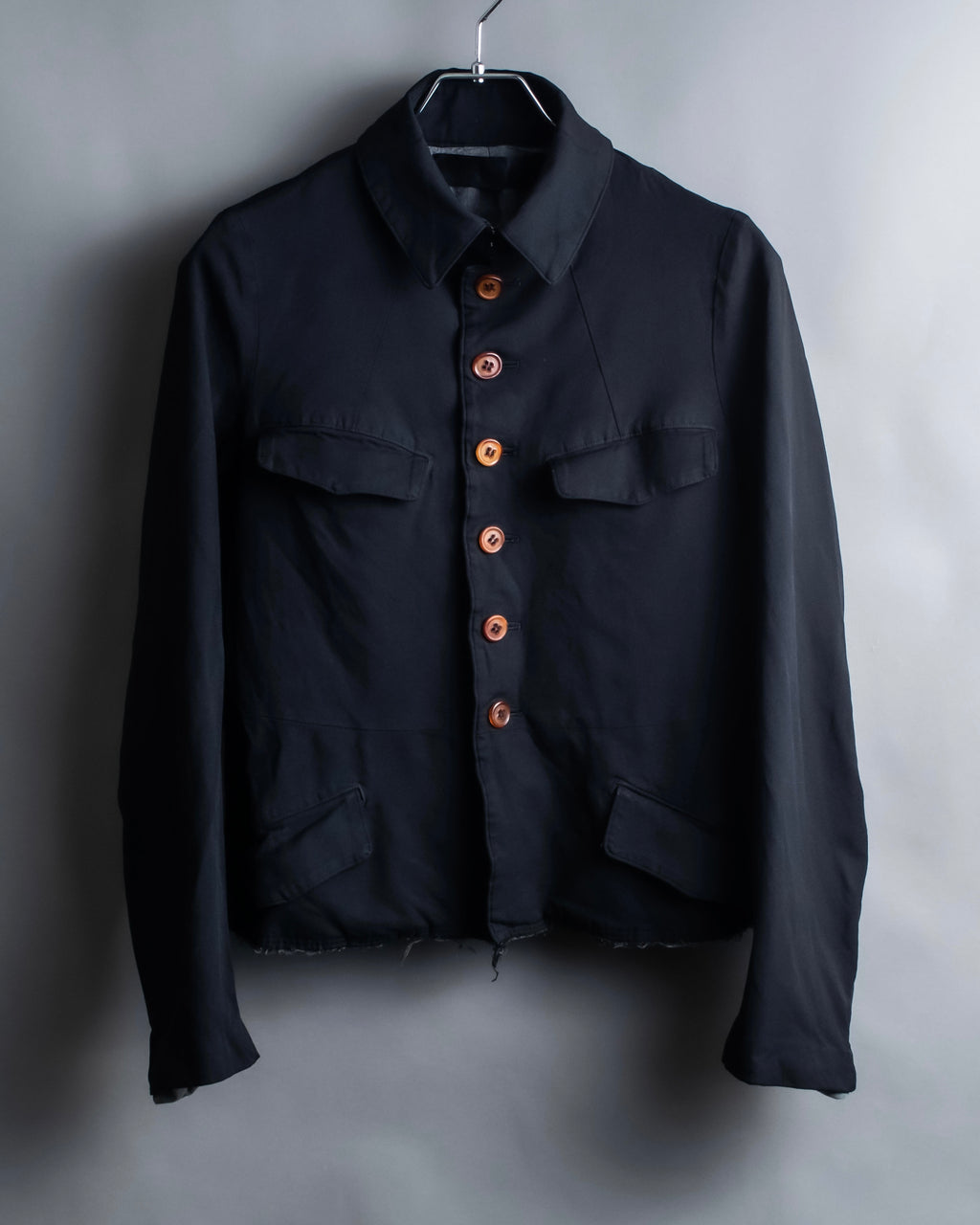 "COMME des GARCONS
COMME des GARCONS" 6 button detail raw edge jacket