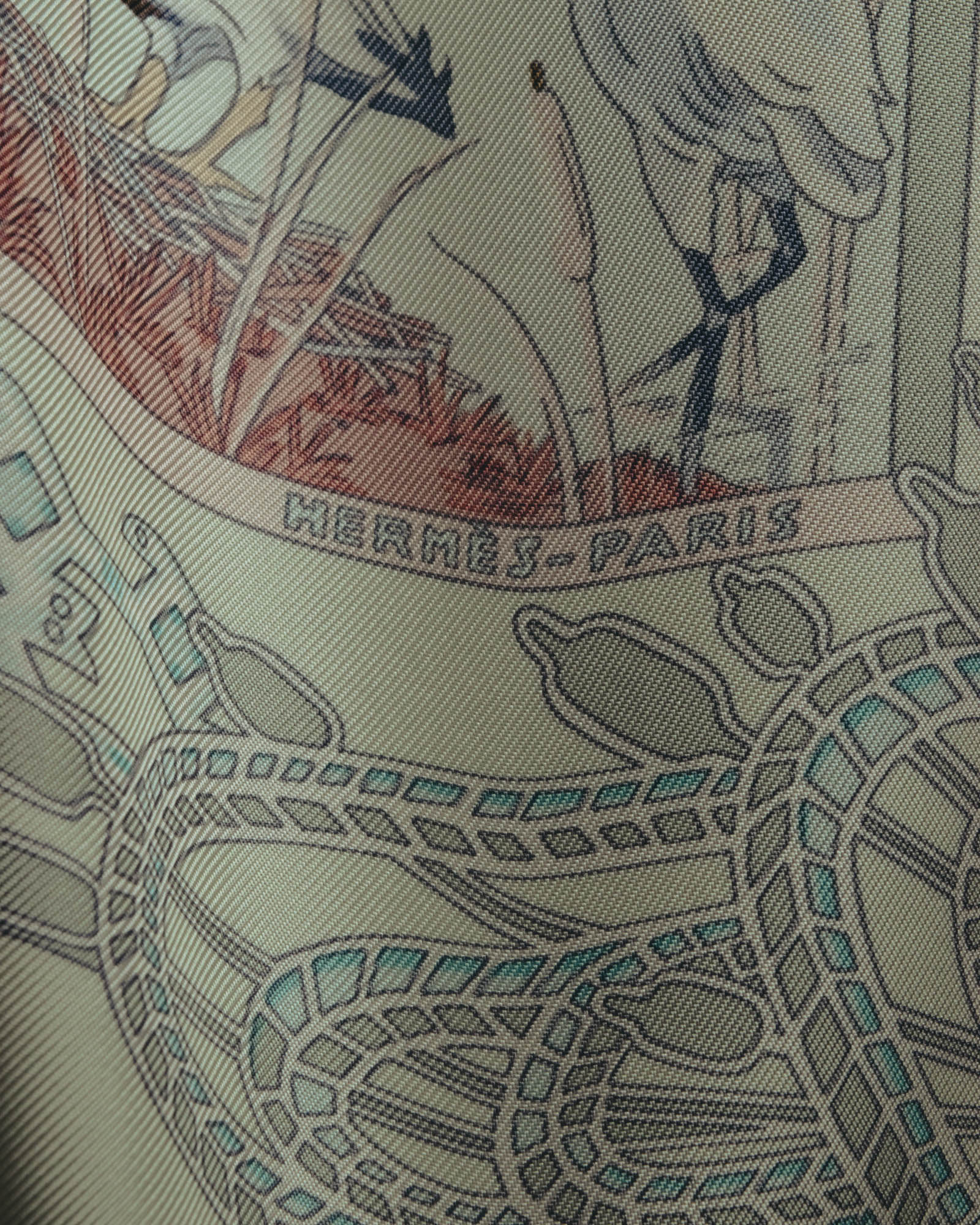 "Hermès" 00's Pastel bird print silk scarf
