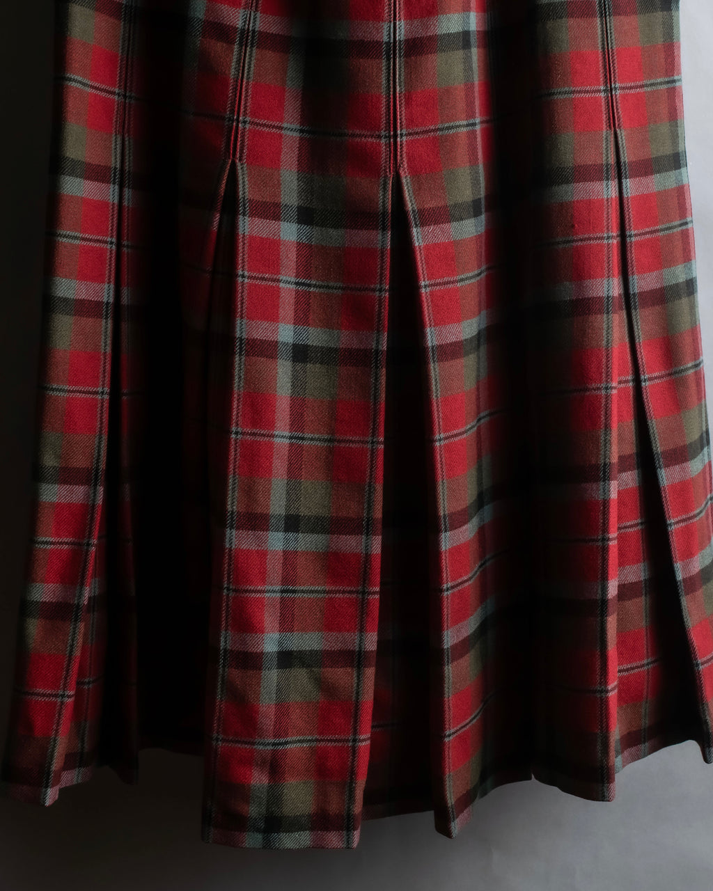 Vintage tartan check pleated skirt
