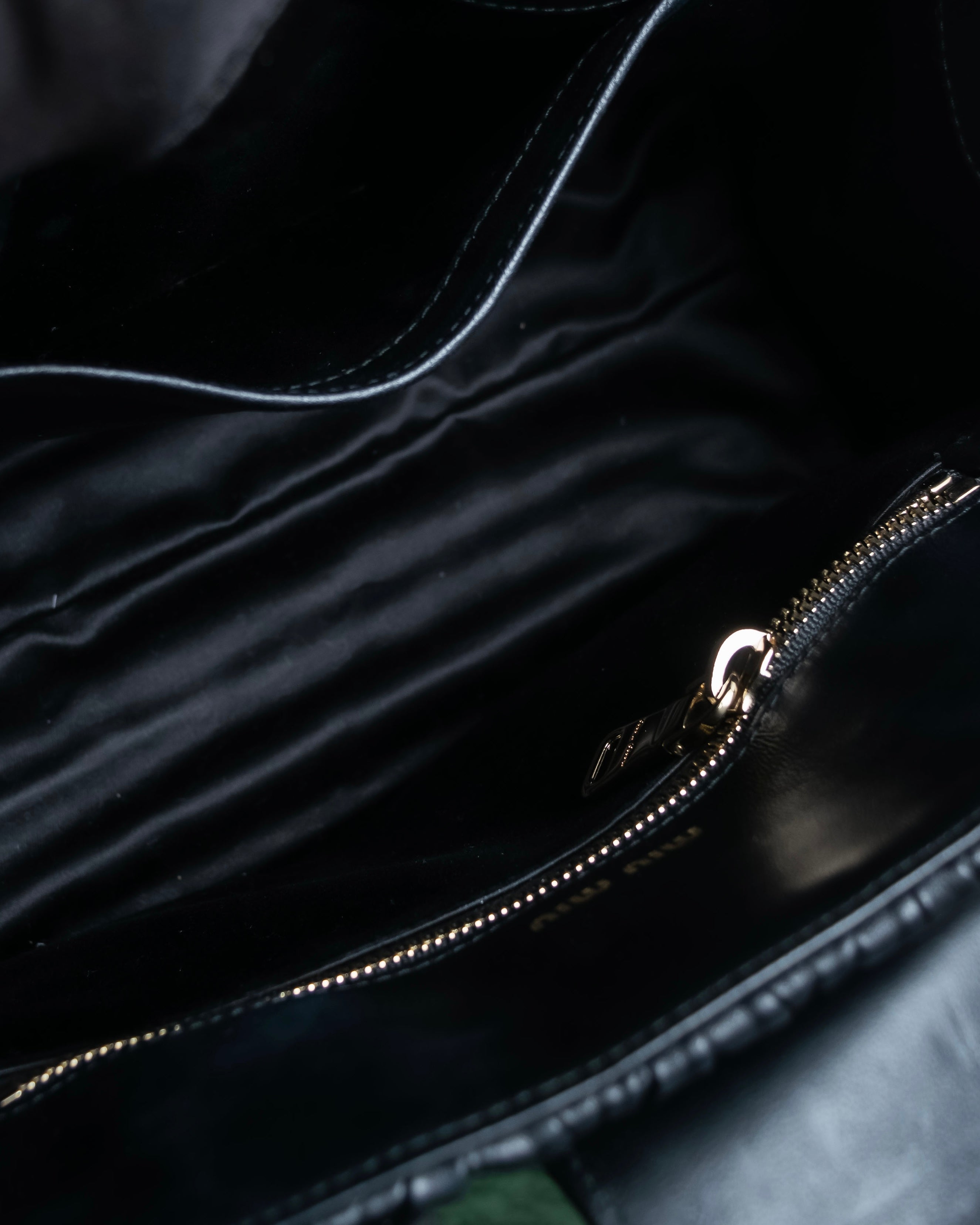 "MIU MIU" Matelasse design 2way leather bag