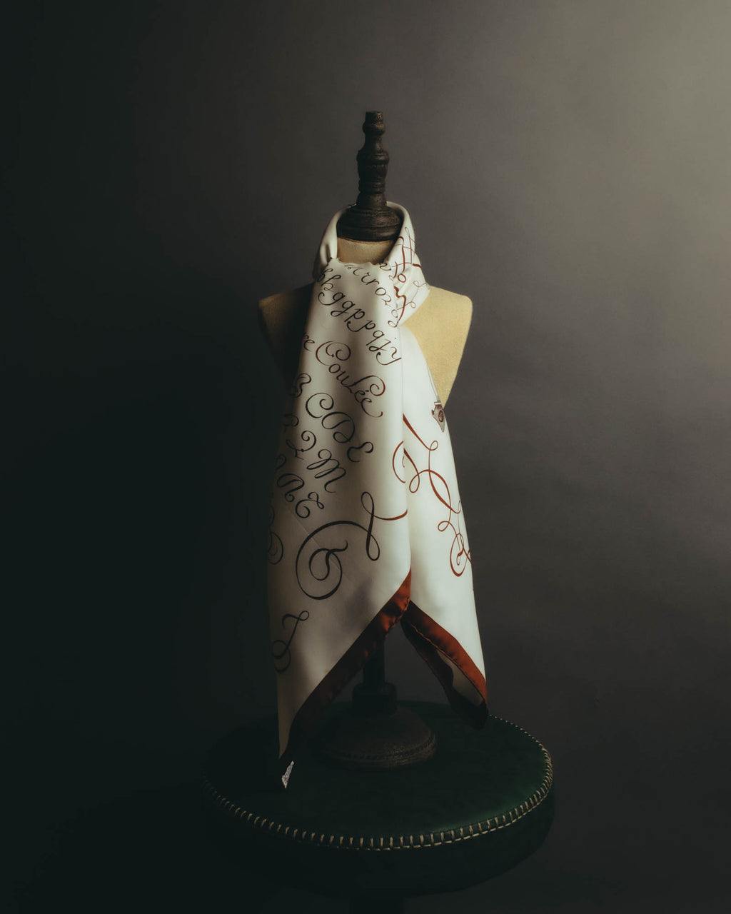 "Hermès" 90's Calligraphy print silk scarf