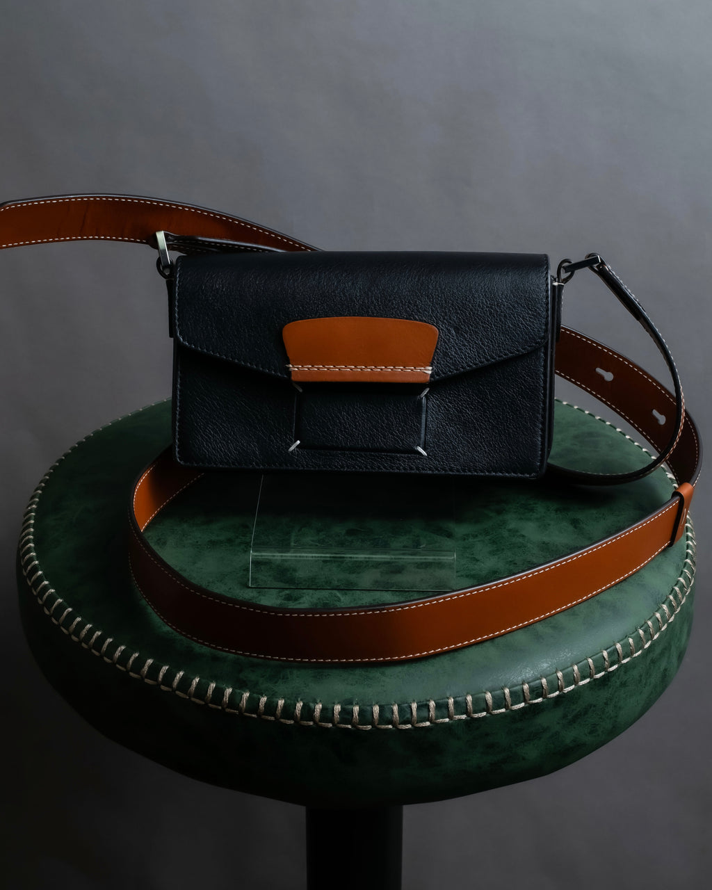 "MAISON MARGIELA" 24SS Memories of camera bag