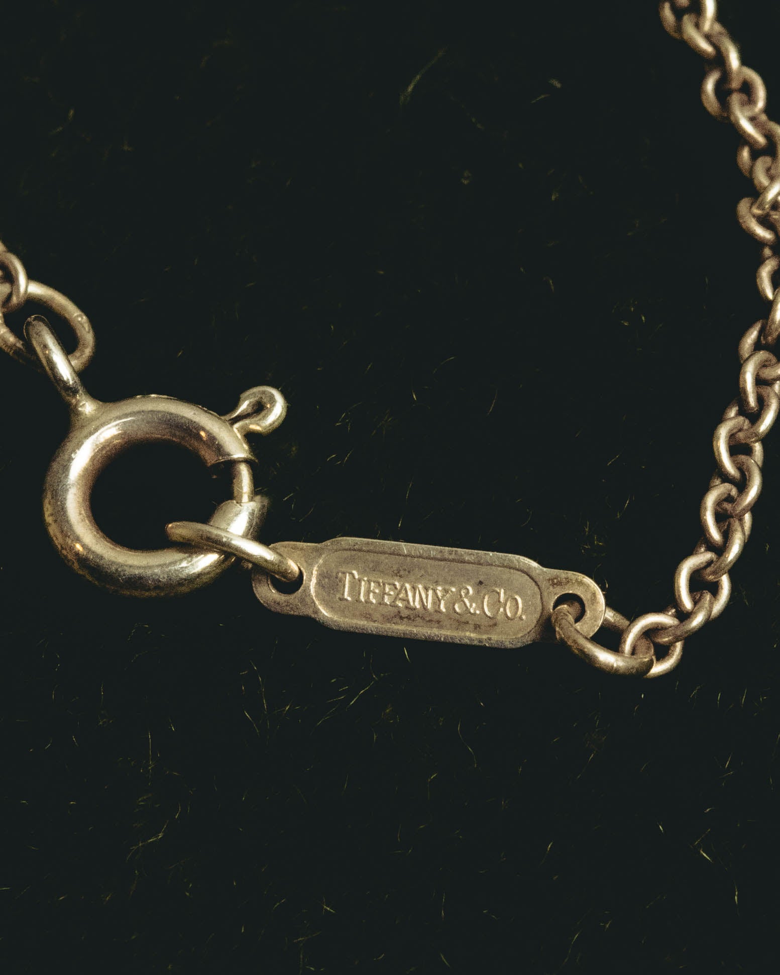"Tiffany & Co." 80's-90's Sculptural triple bow necklace