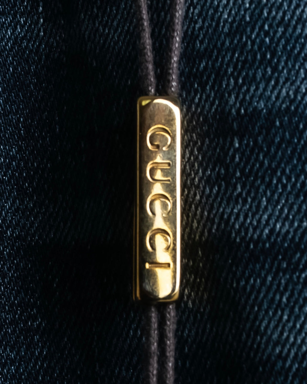 Pantalones de mezclilla con lavado de libélula de GUCCI