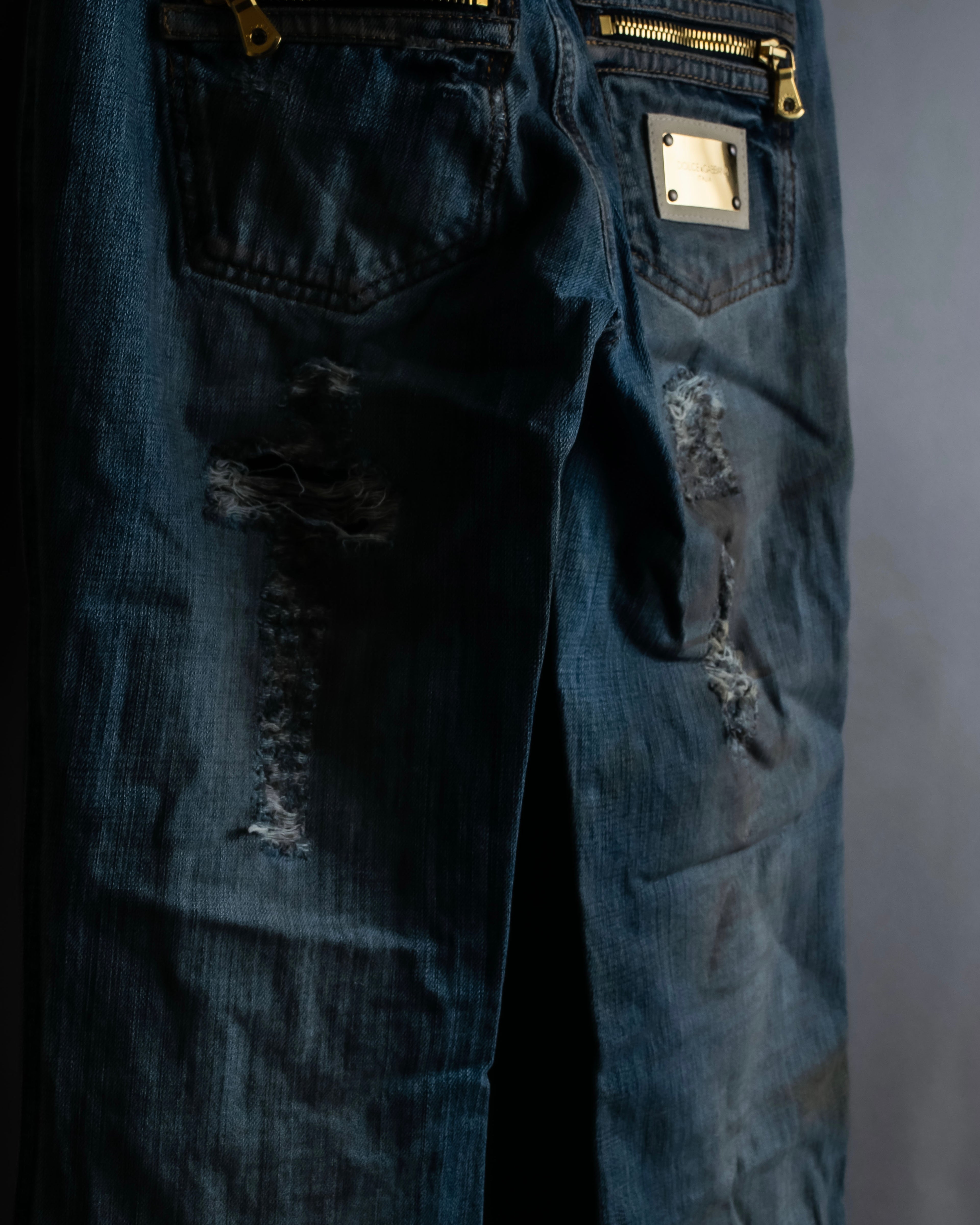 "Dolce & Gabbana" Gold zip detail distressed straight denim