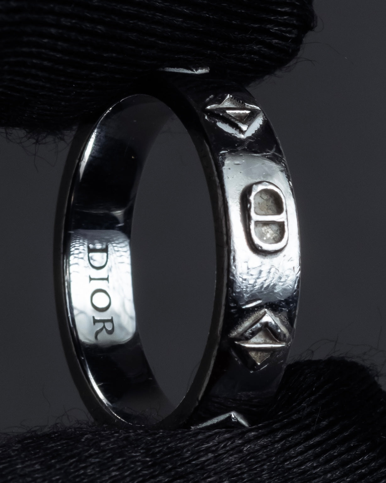 "Christian Dior" CD logo engraved diamond motif silver ring