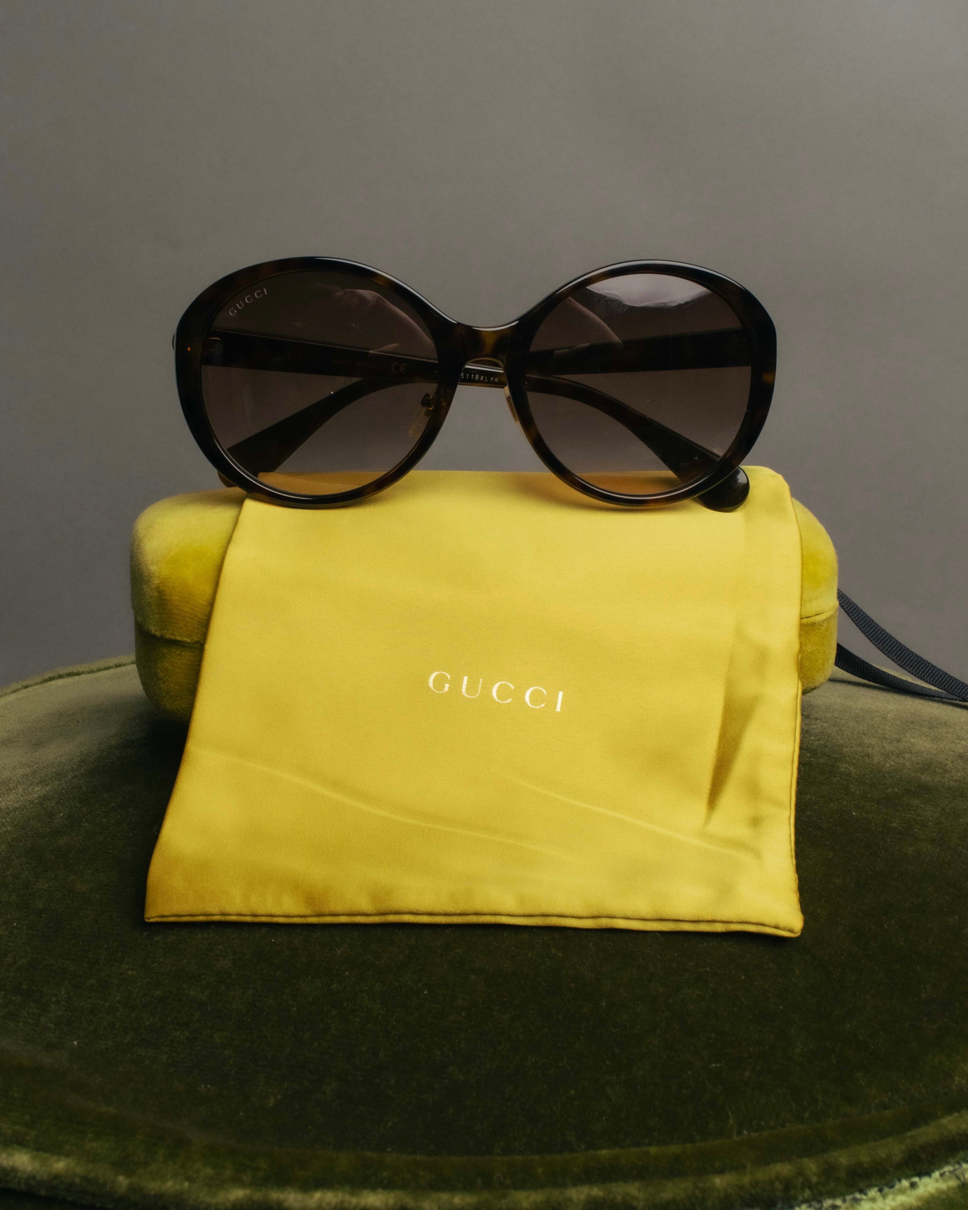 "GUCCI" 2010's Tortoiseshell oversized sunglasses