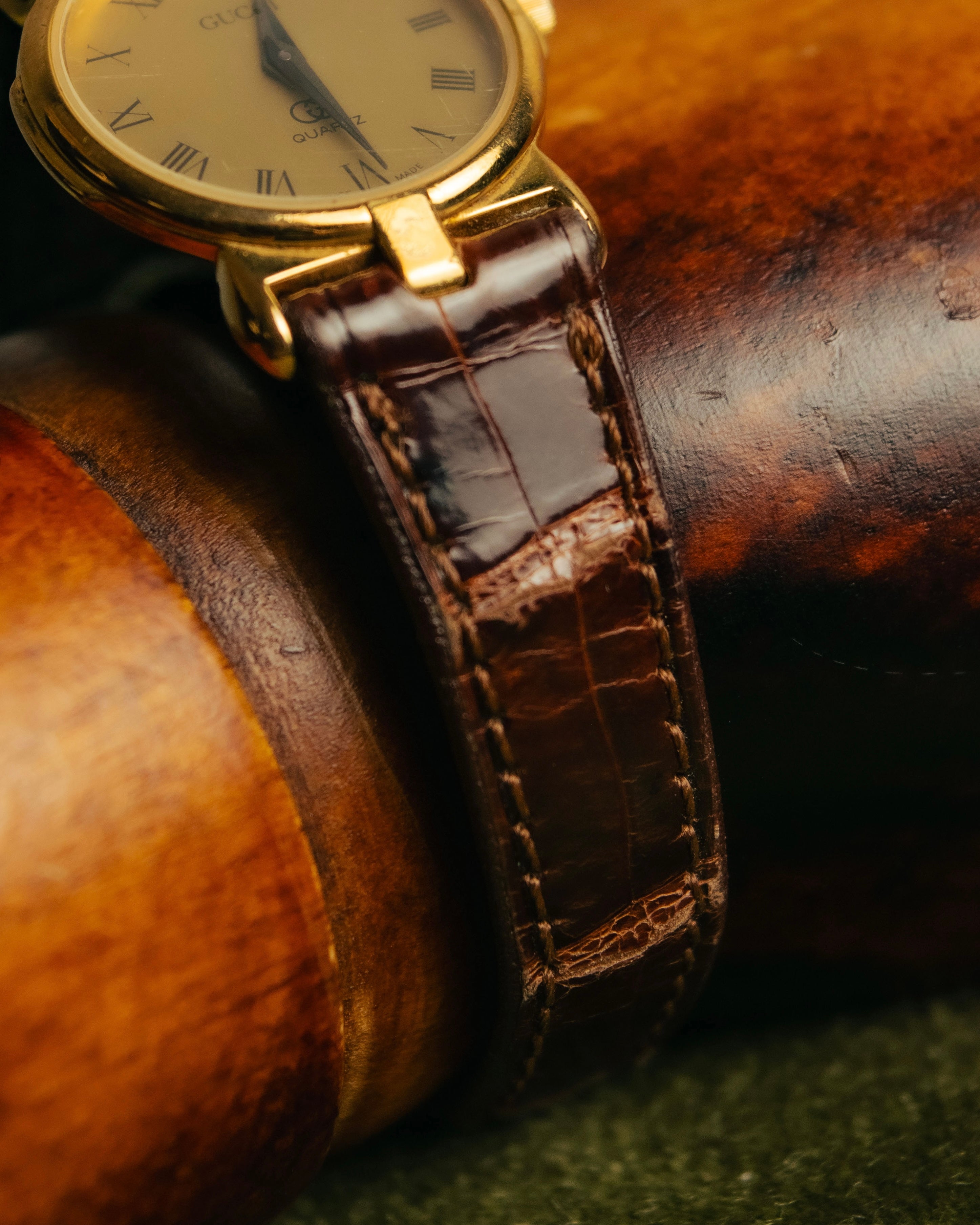 “GUCCI” 80’s-90’s Roman dial vintage watch