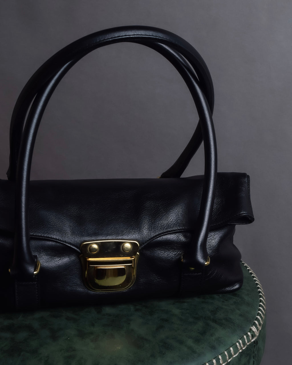 "ADMJ" Gold clasp grain leather shoulder bag
