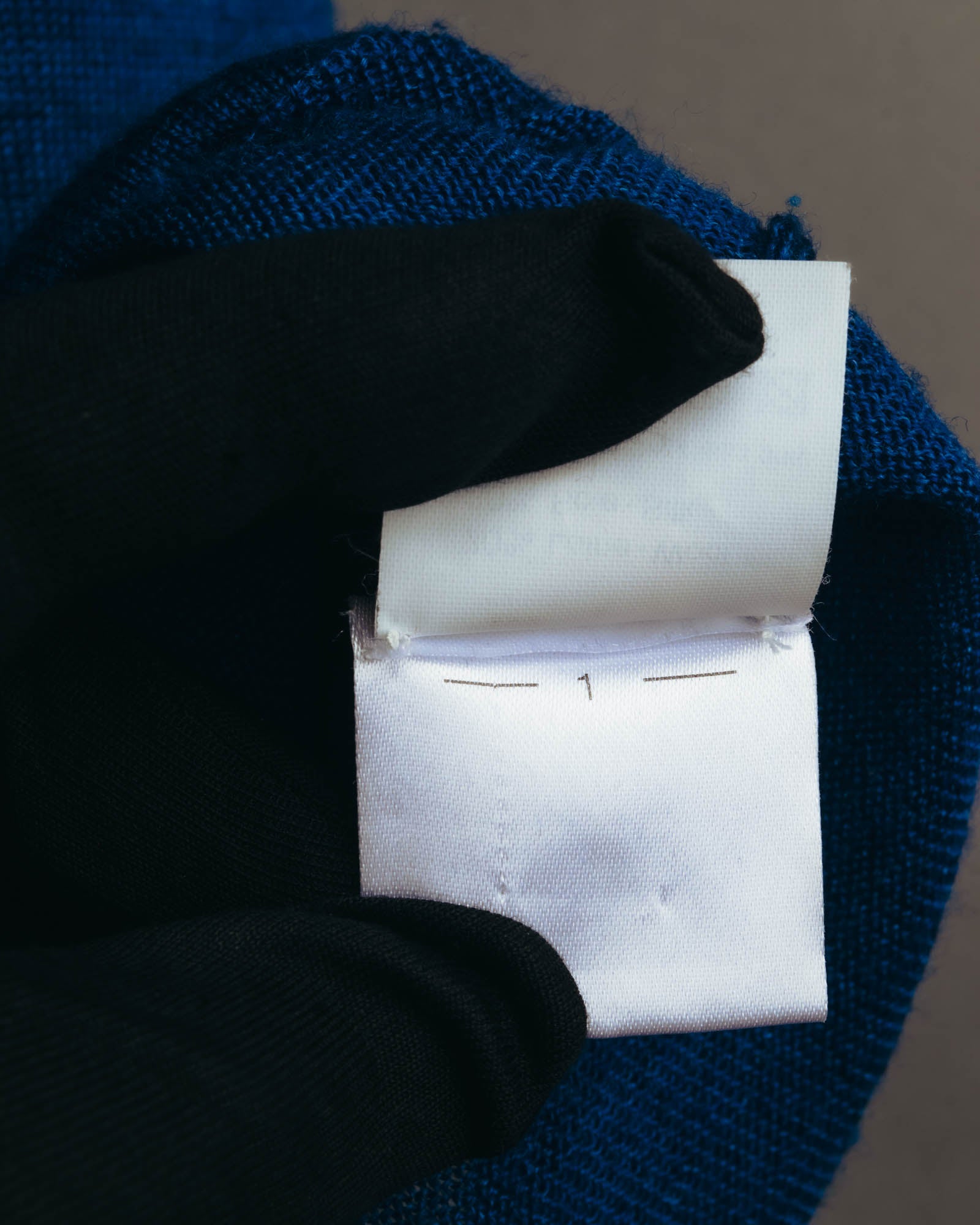 "LANVIN" 00's Elegant wool silk sleeveless knit top