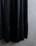 "ISSEY MIYAKE" Ribbon belt design pleats skirt