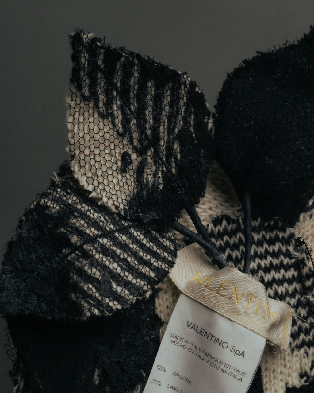 -SPECIAL- “VALENTINO” 00’s houndstooth lace flower corsage