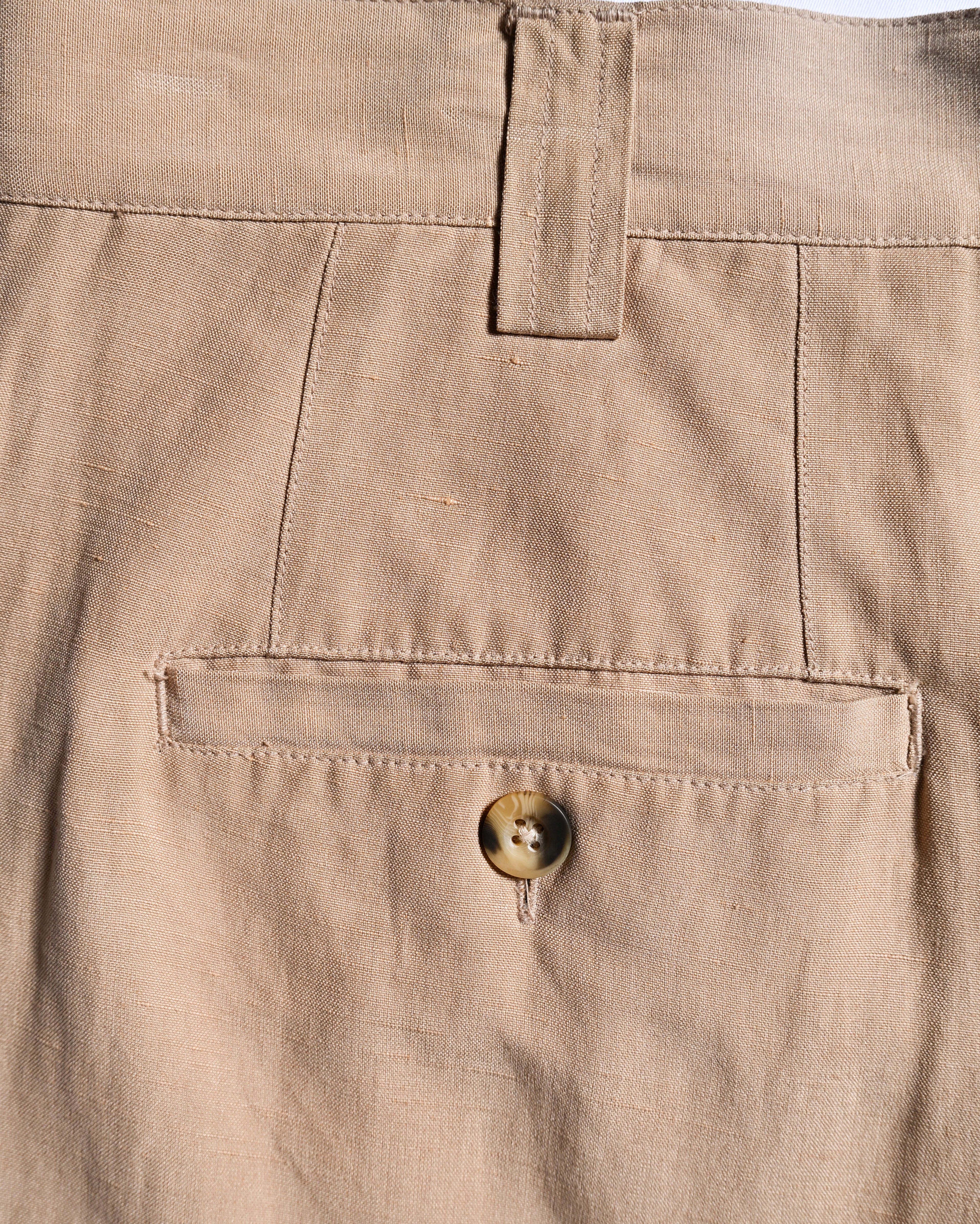 VINTAGE/ Silk & Linen Blended 2 Tuck Shorts Right Brown