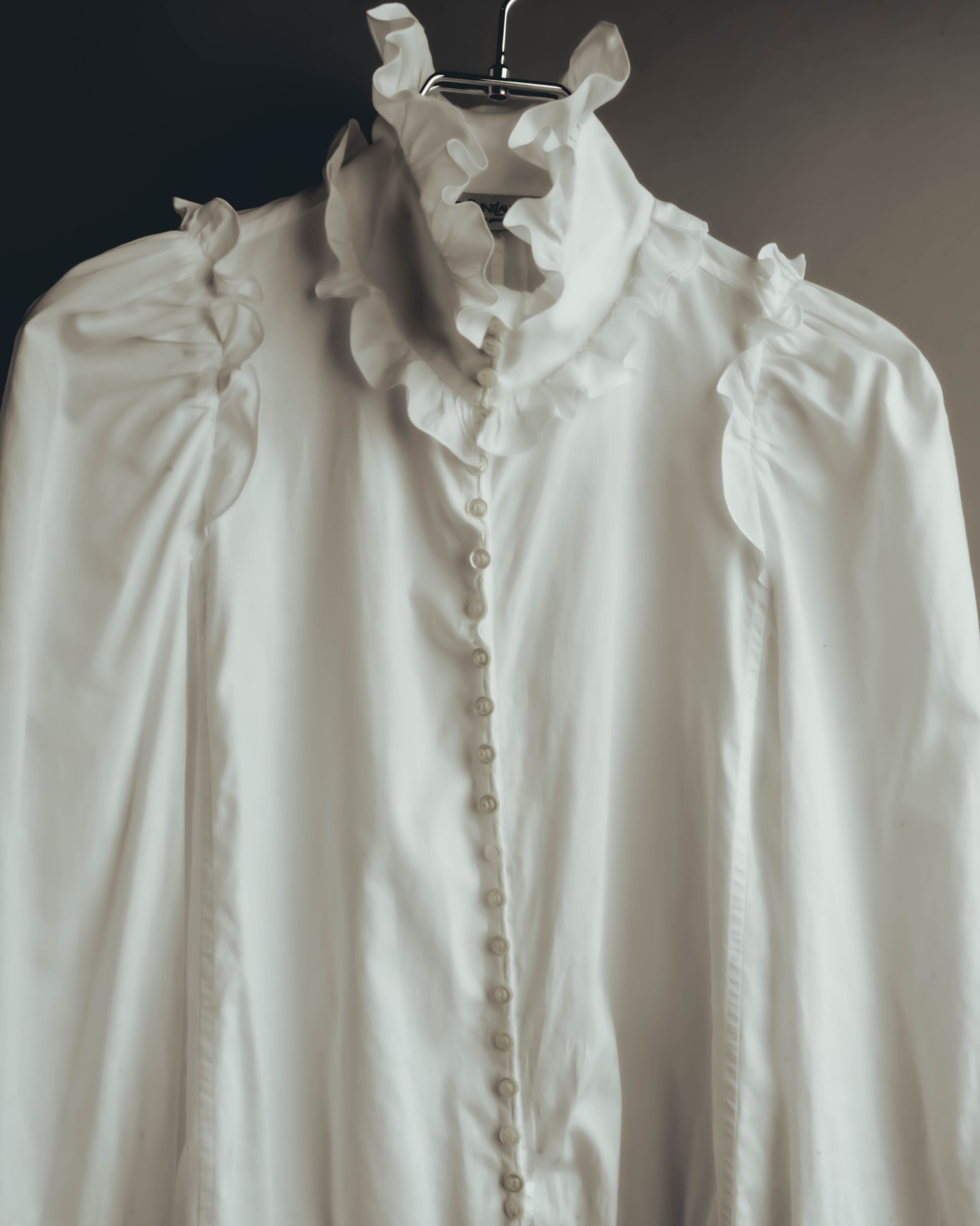 -SPECIAL- “YVES SAINT LAURENT” 70’s-90’s Ruffled high-neck blouse