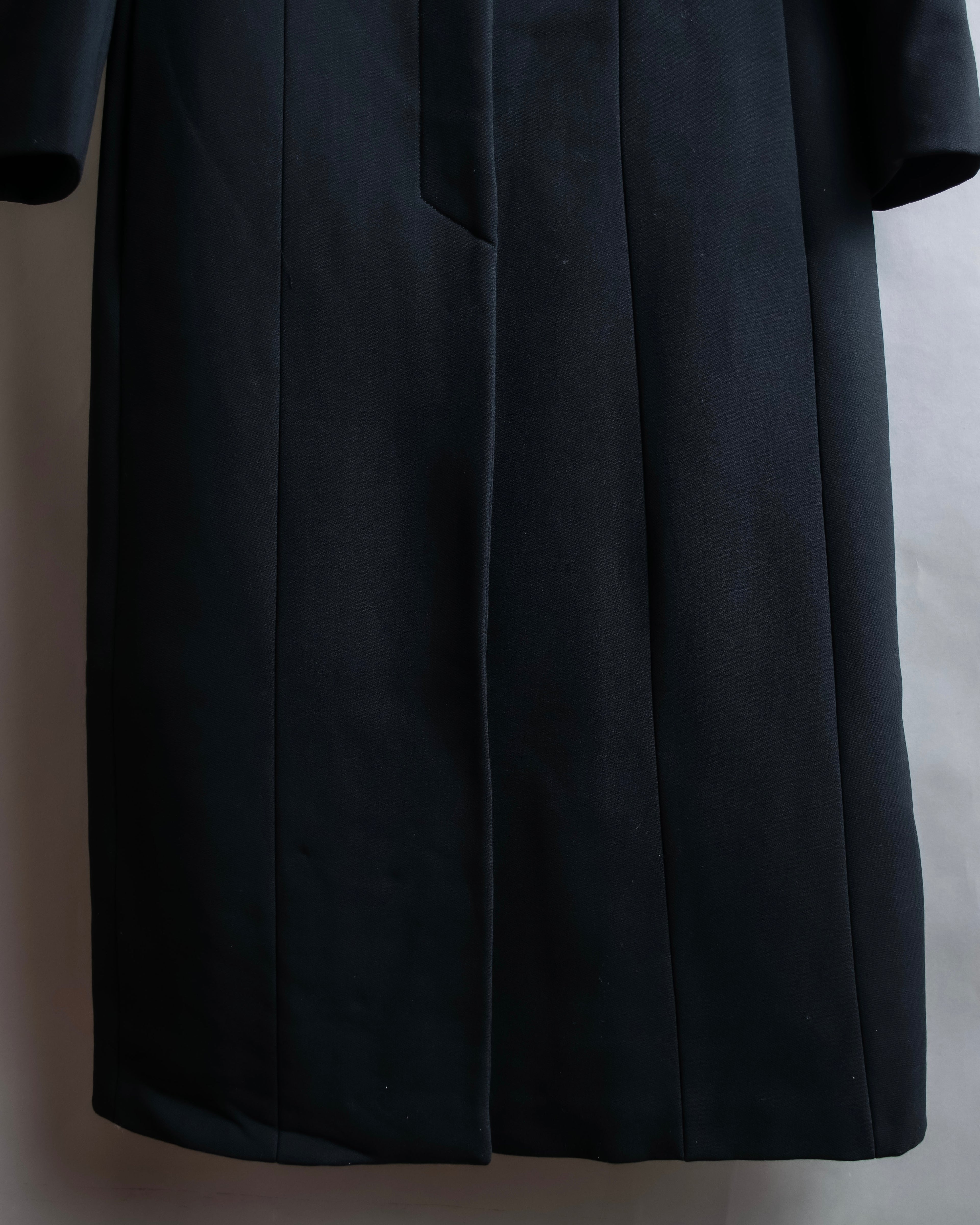 "VALENTINO" Solid no collar dart shaped long coat