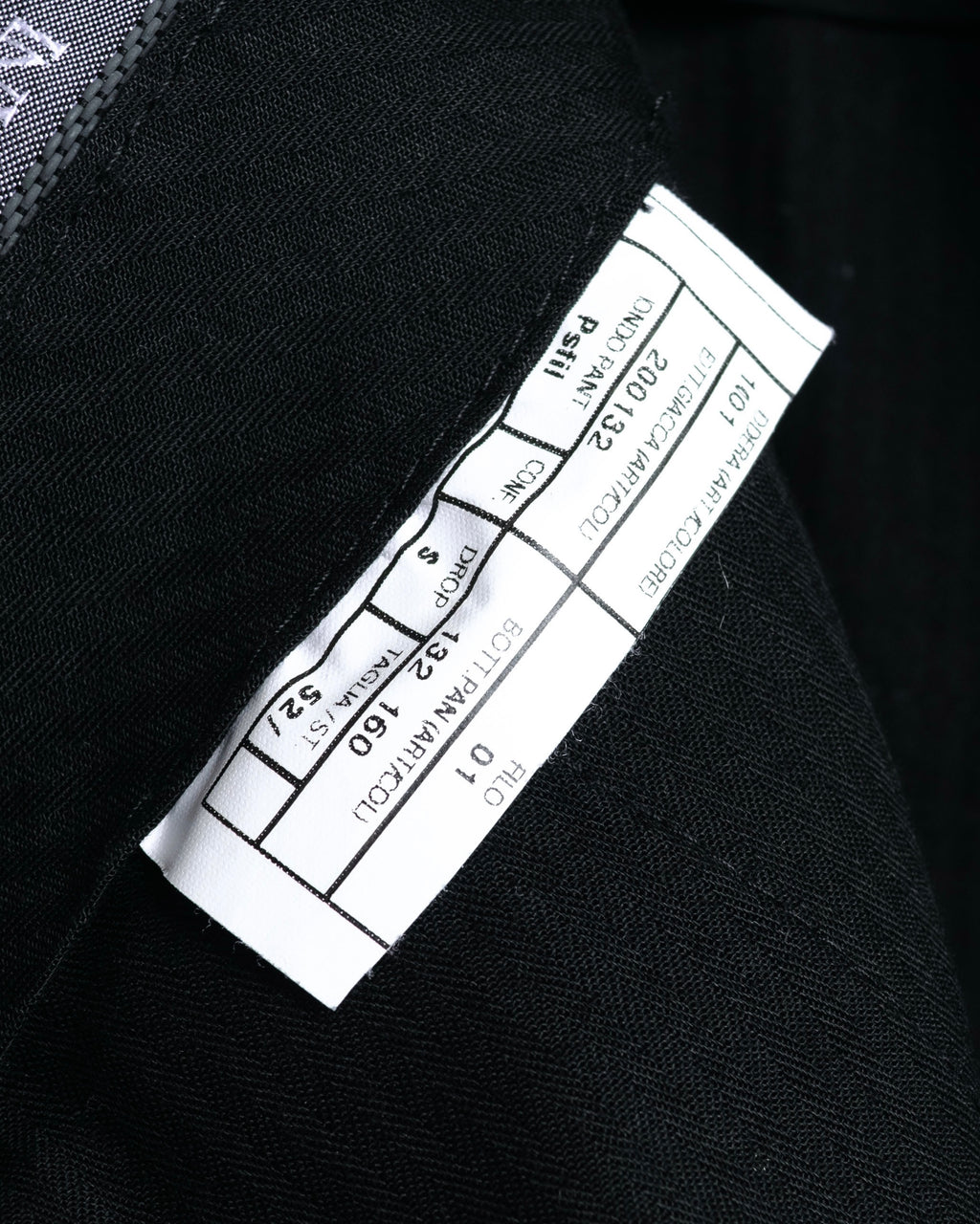 “ARMANI COLLEZIONI” 00’s Pinstriped three button suit set