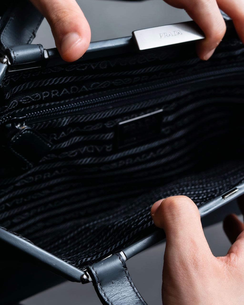 "PRADA" Clasp design grey-blue leather bag