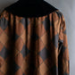 "Yves Saint Laurent Rive Gauche"
Argyle pattern velvet design shawl collar coat