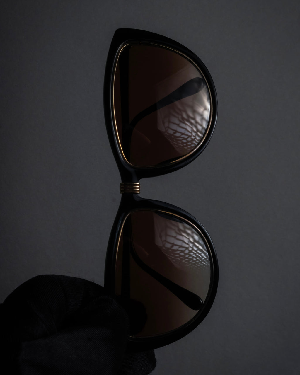 “Christian Dior” Oversized cat-eye sunglasses