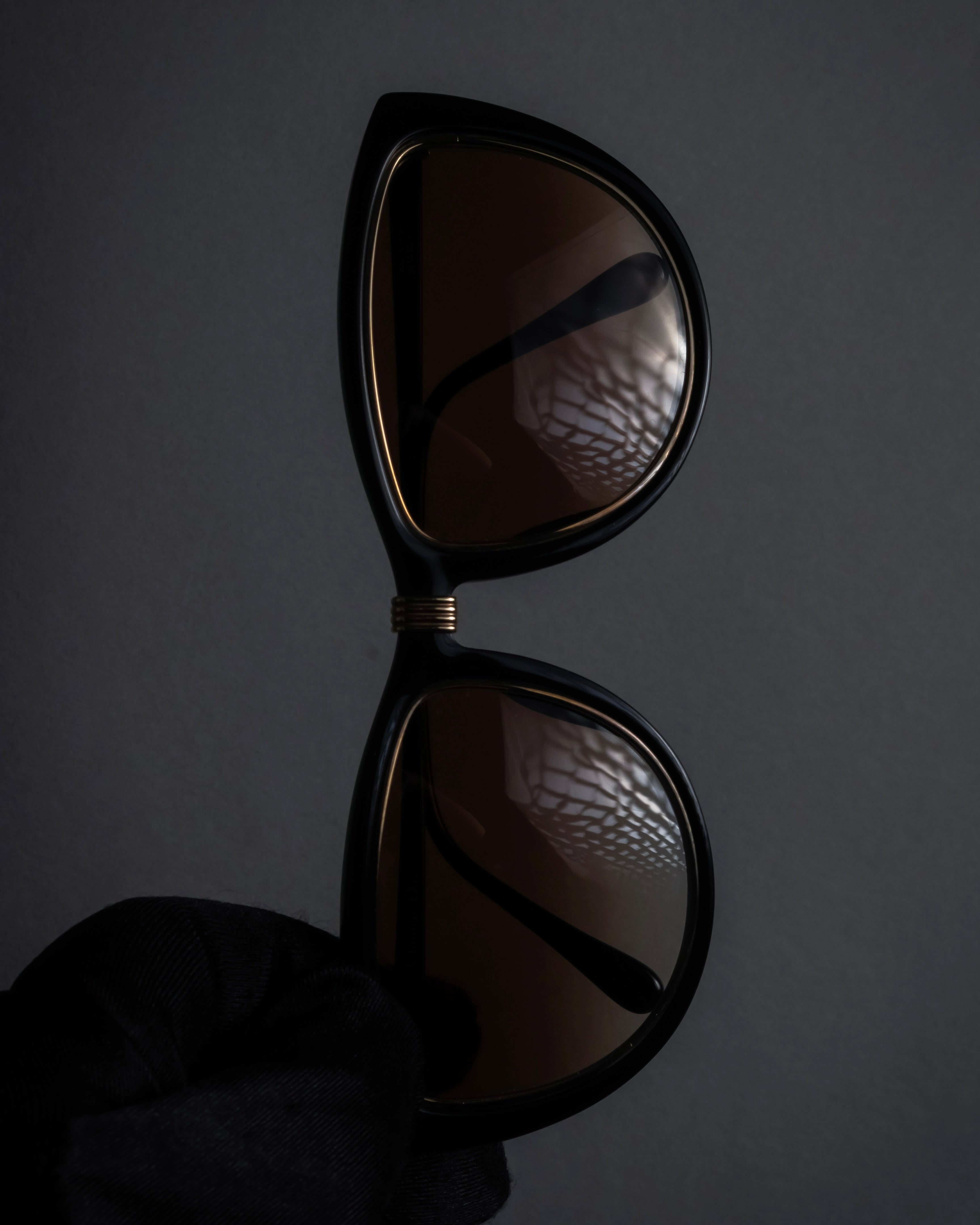 “Christian Dior” Oversized cat-eye sunglasses