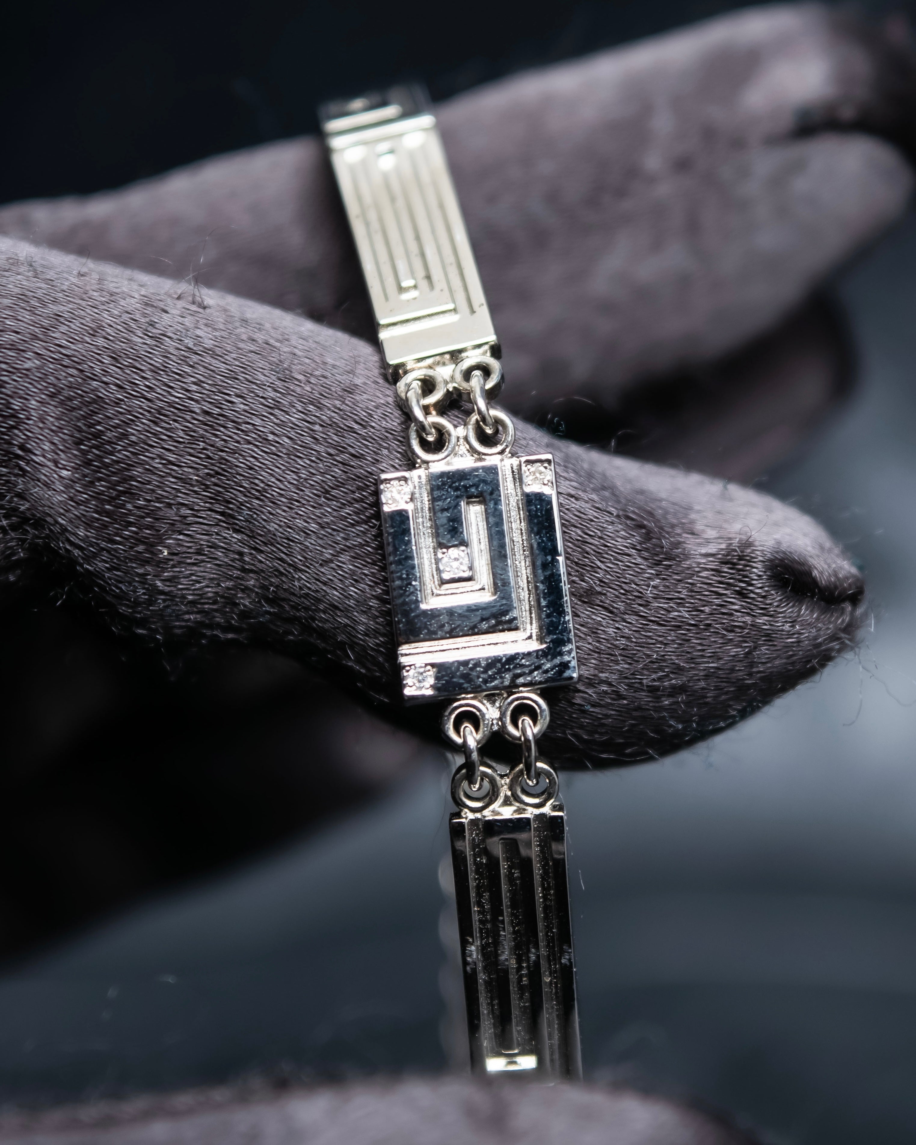 "Guy Laroche" Logo motif silver bracelet