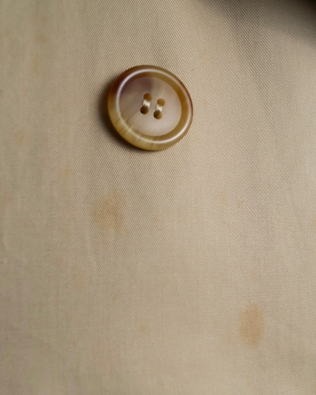 "BURBERRYS" Military detail classic trench coat