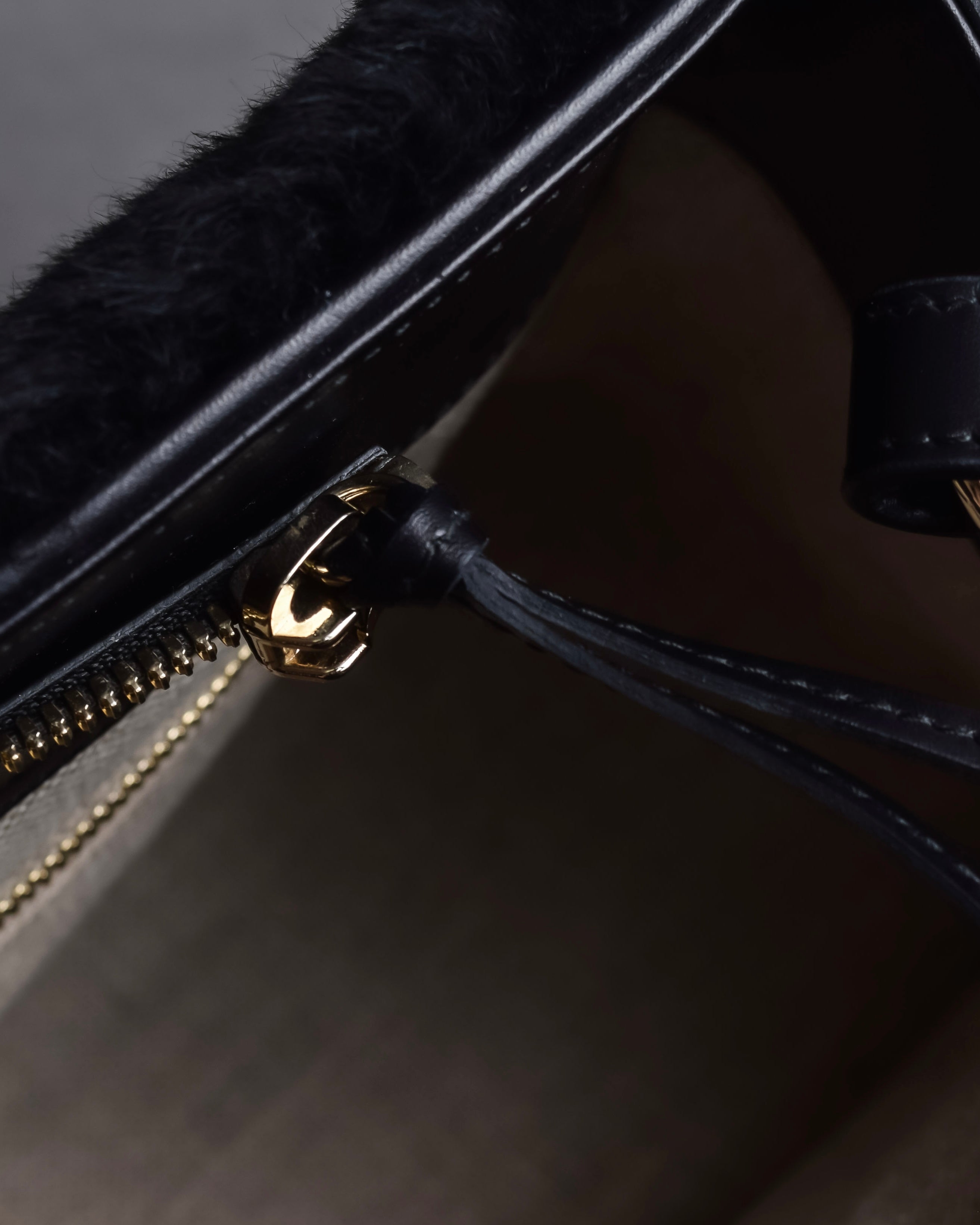"BALENCIAGA" Padlock design shearling leather bag