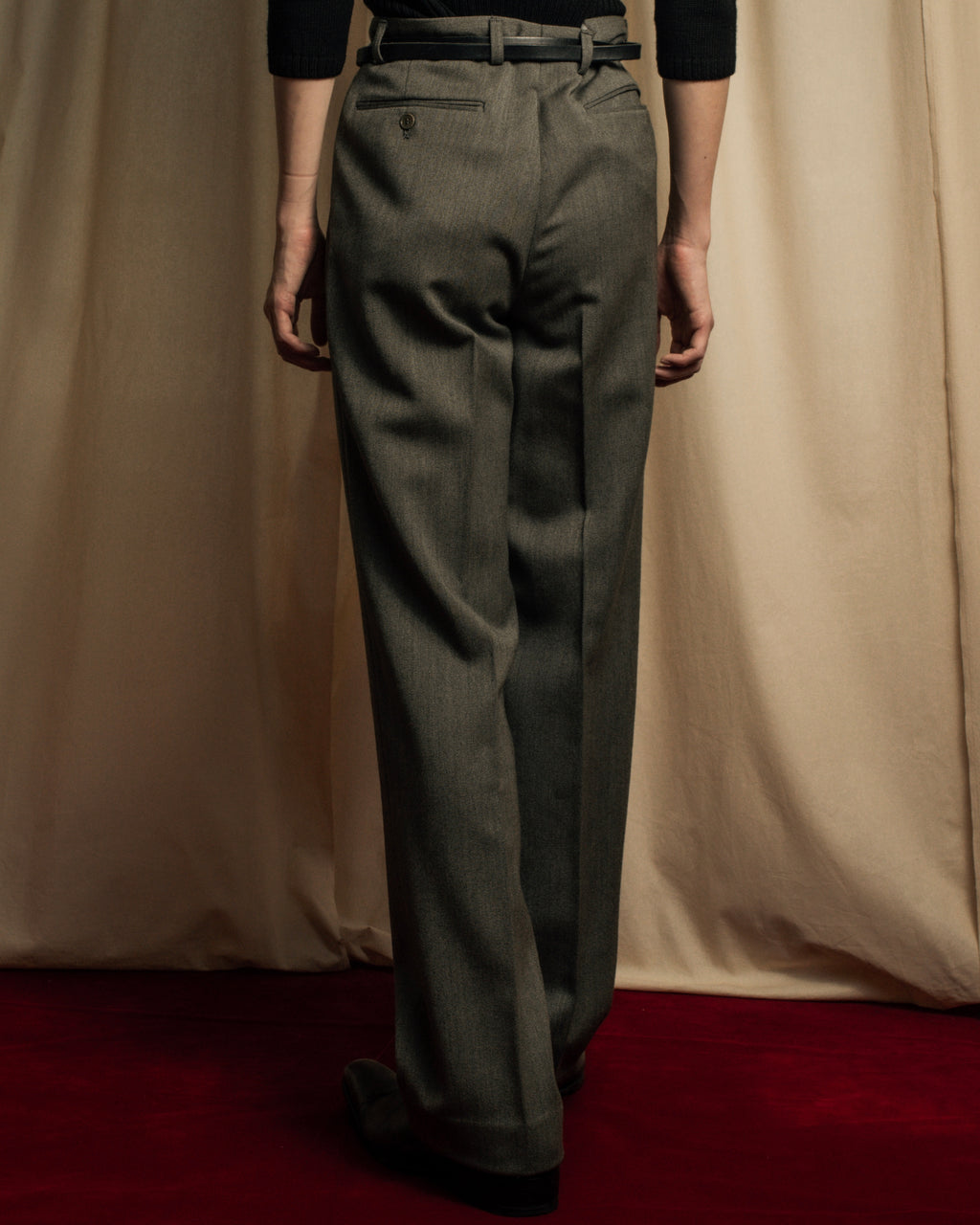 "YVES SAINT LAURENT" Deep pleat tapered wool slacks