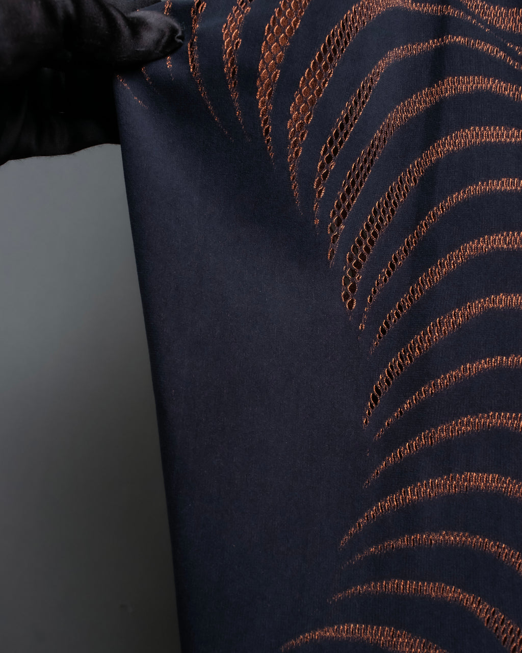 "PLEATS PLEASE ISSEY MIYAKE"
 Marble print dolman sleeve tops