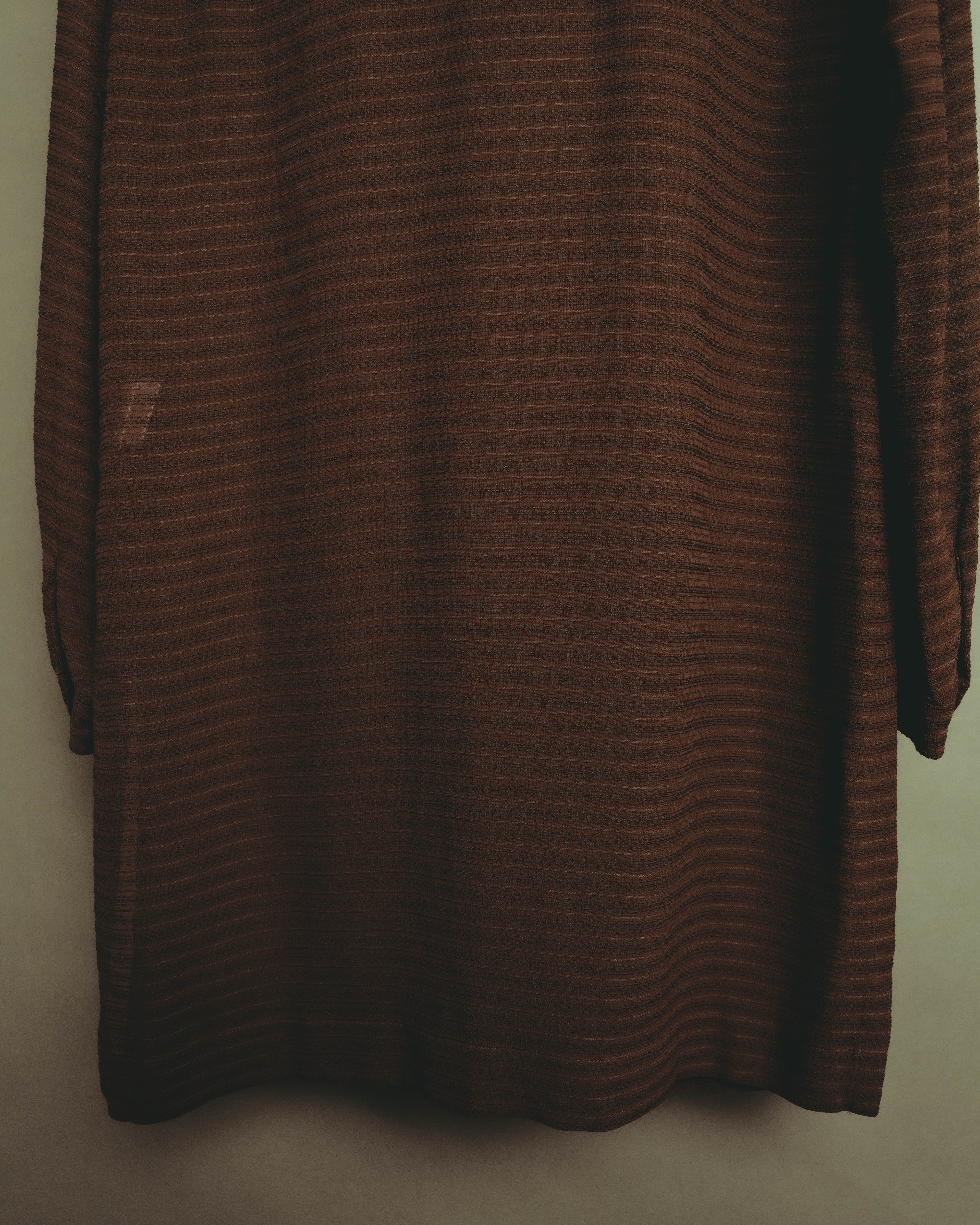 “YVES SAINT LAURENT” 80’s-90’s textured silk blend mandarin collar long shirt