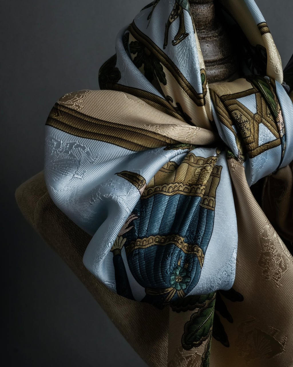 "HERMES" Carré 90 Joies d’Hiver Winter Pleasures silk scarf