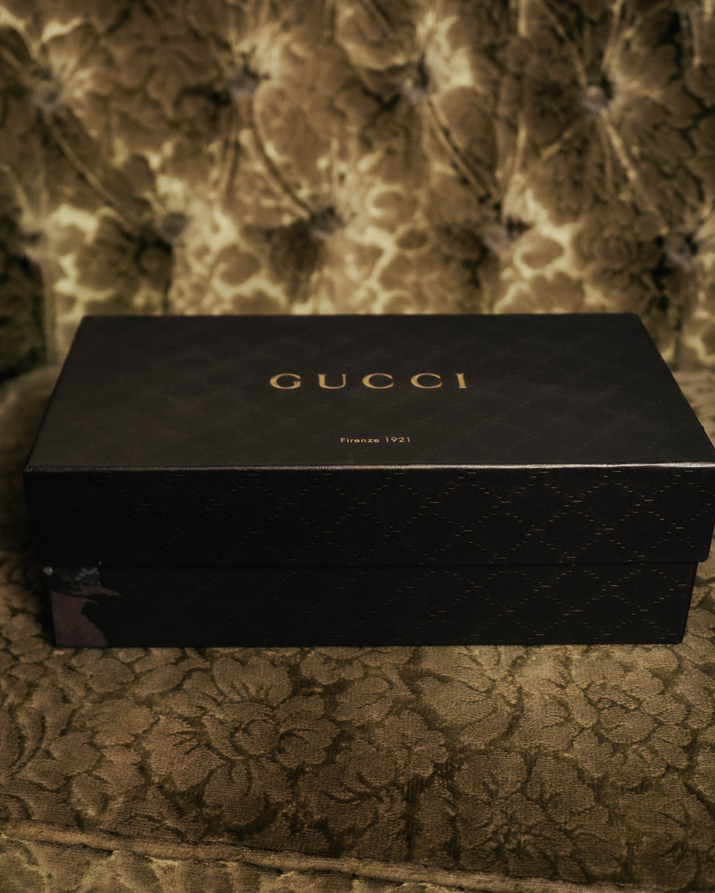 "GUCCI" 10's Camel suede horsebit loafers