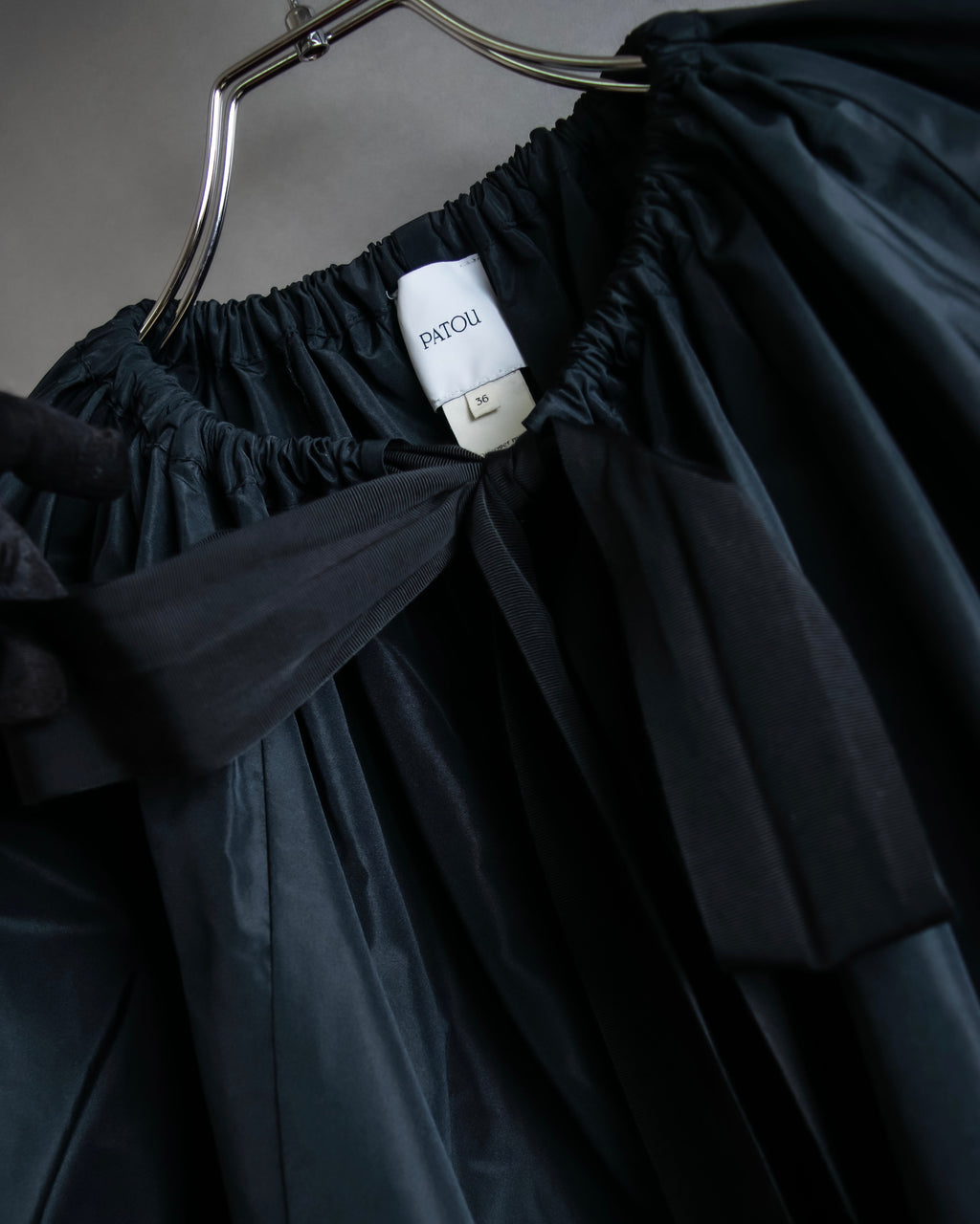 "PATOU" Ribbon shirring design poncho dress