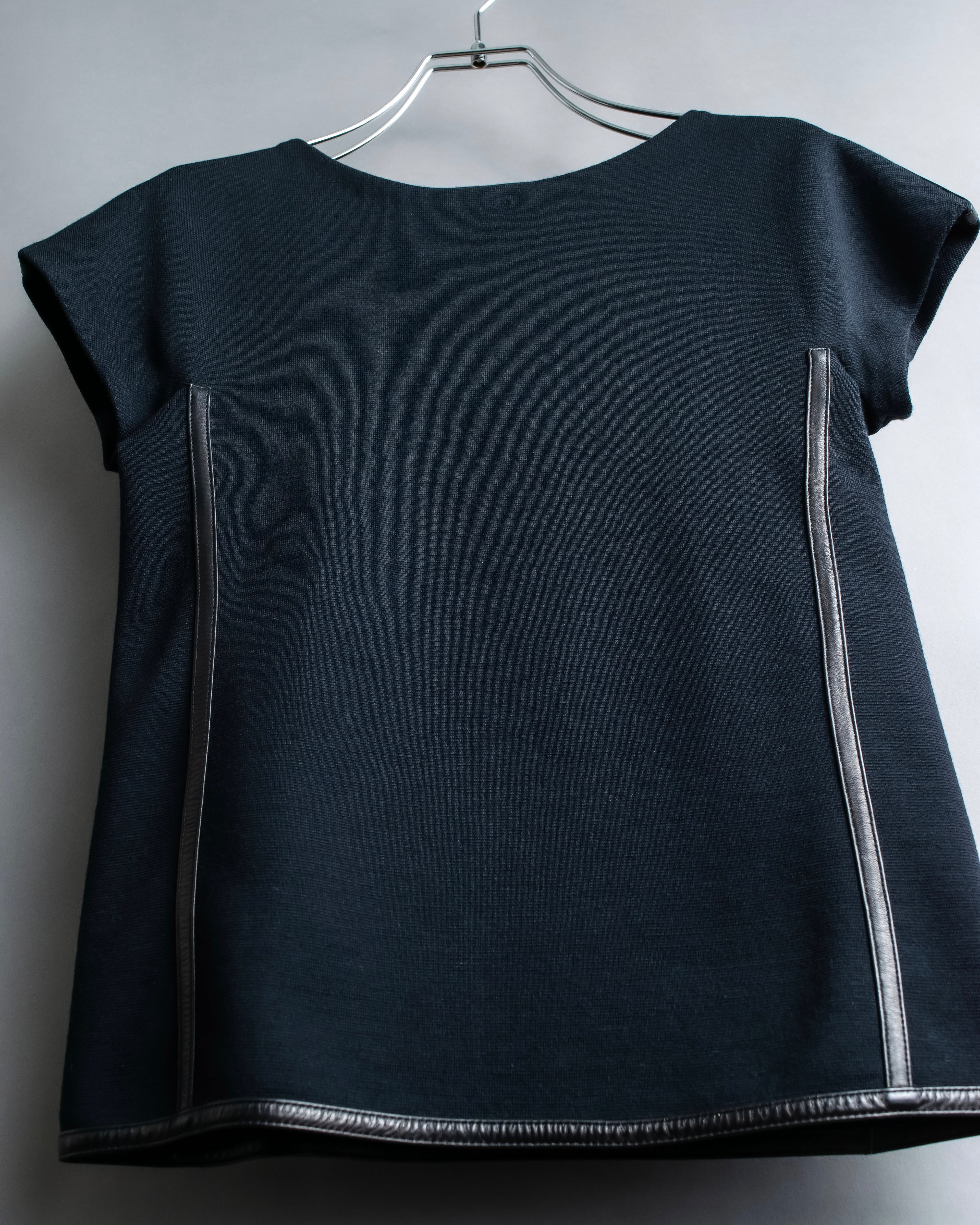 "GUCCI" Leather piping design box sleeve T-shirt