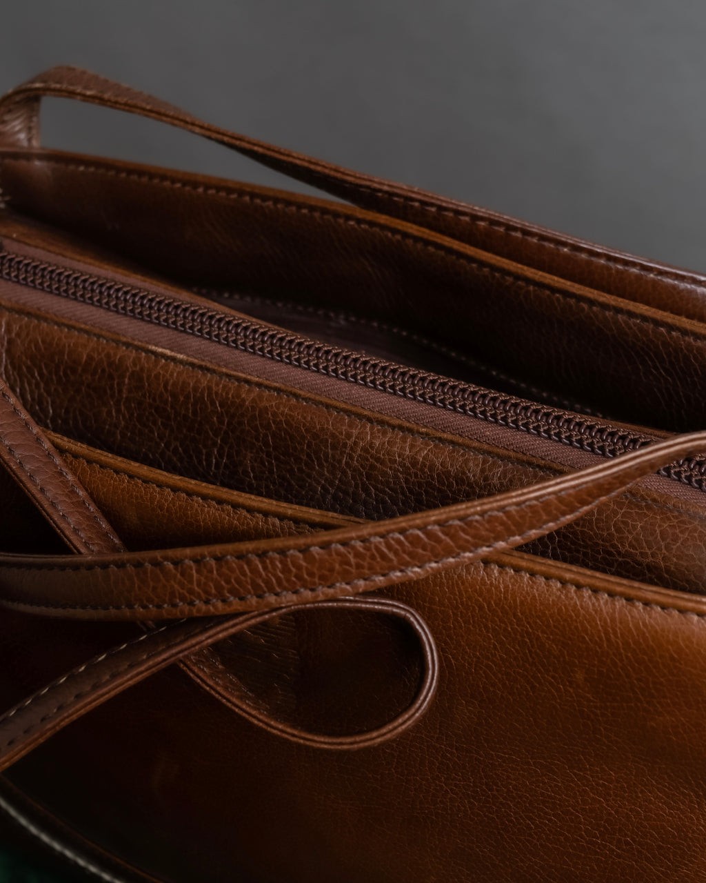 "LOEWE" Horizontal design logo engraved leather shoulder bag