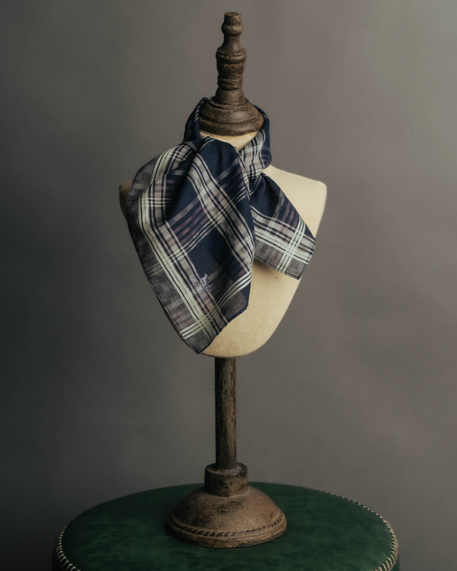 “CELINE” 90’s-00’s Plaid logo scarf