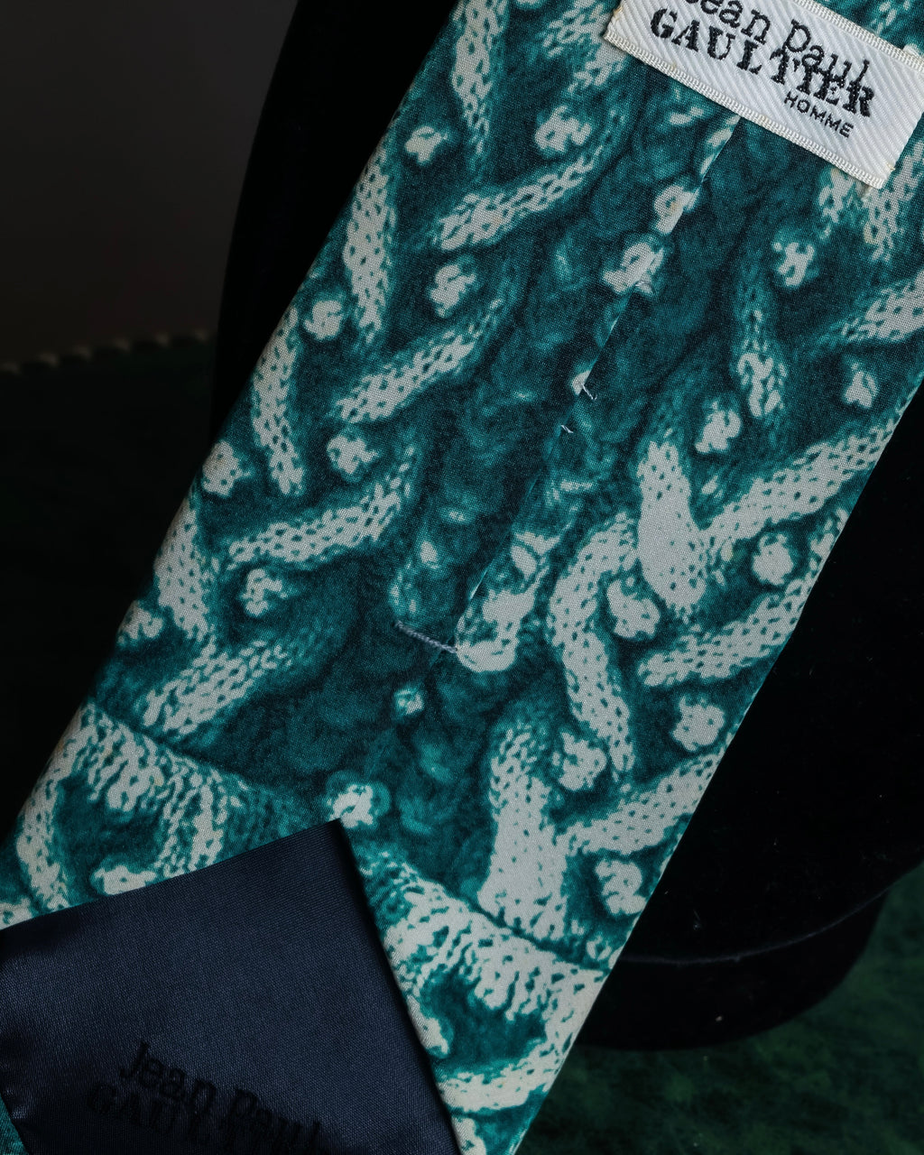 "JEAN PAUL GAULTIER" Trompe l'oeil design silk neck tie