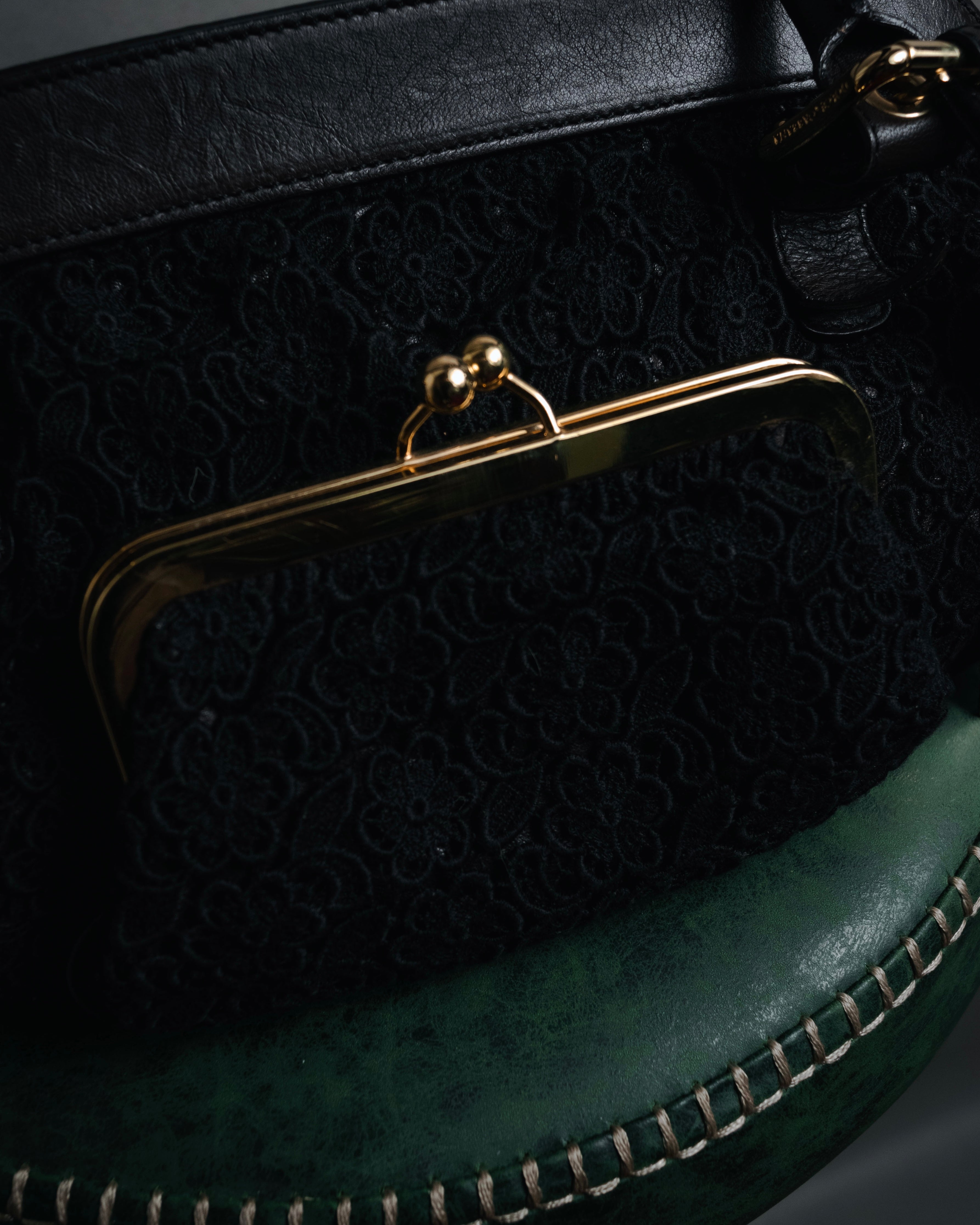 "DOLCE & GABBANA" 2005-06 Anniversary lace kisslock leather handbag