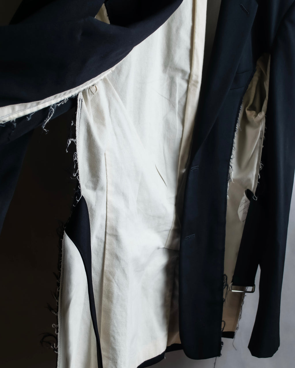 "COMME des GARCONS HOMME PLUS" 17AW Cutting design belted tailored jacket