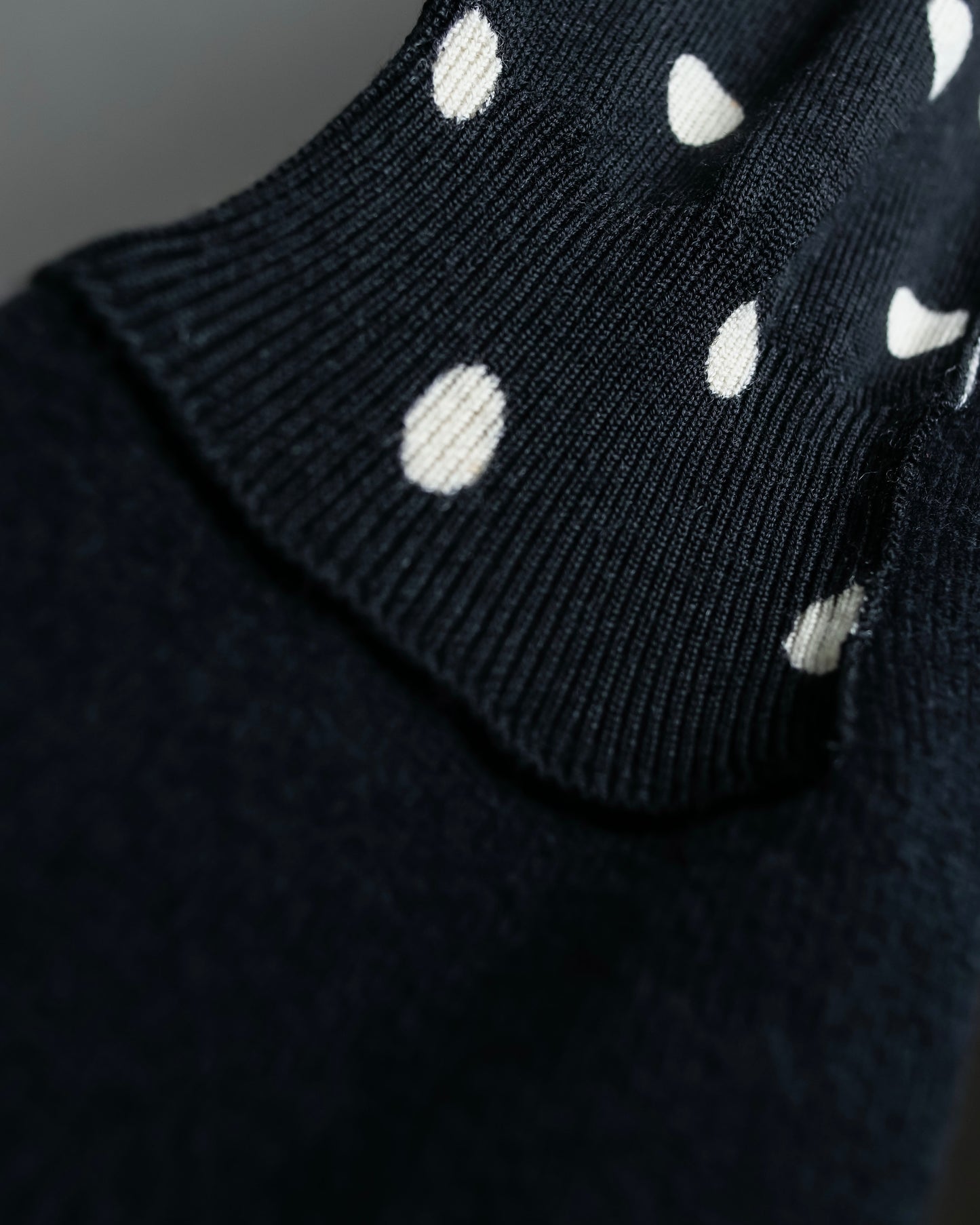 “Comme des Garçons Comme des Garçons“ Dot patterned wool knit cardigan