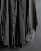 "YVES SAINT LAURENT for men"
Grayish khaki color oversized shirt