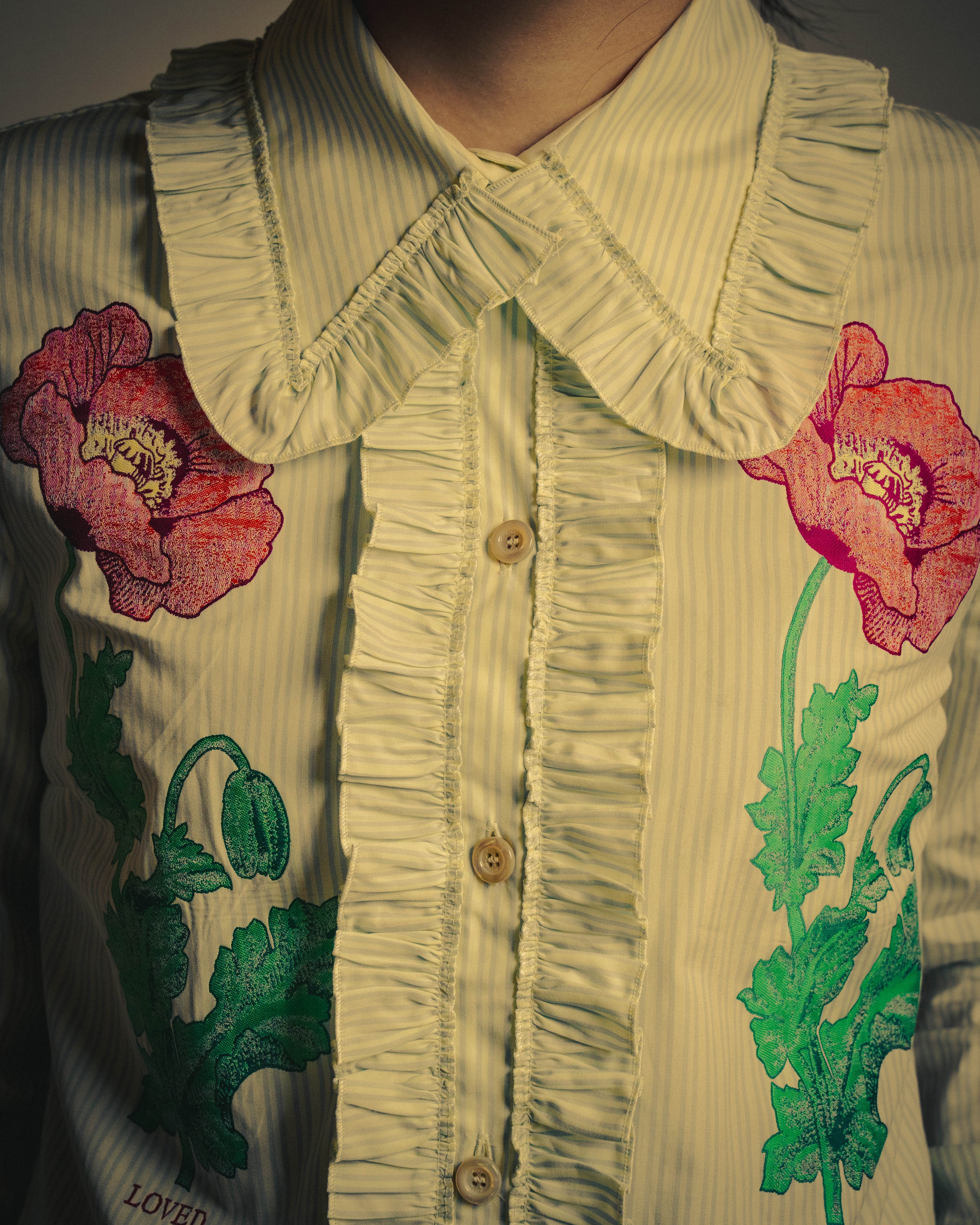 -SPECIAL- “GUCCI” 2017-2019 Floral embroidered ruffled striped shirt