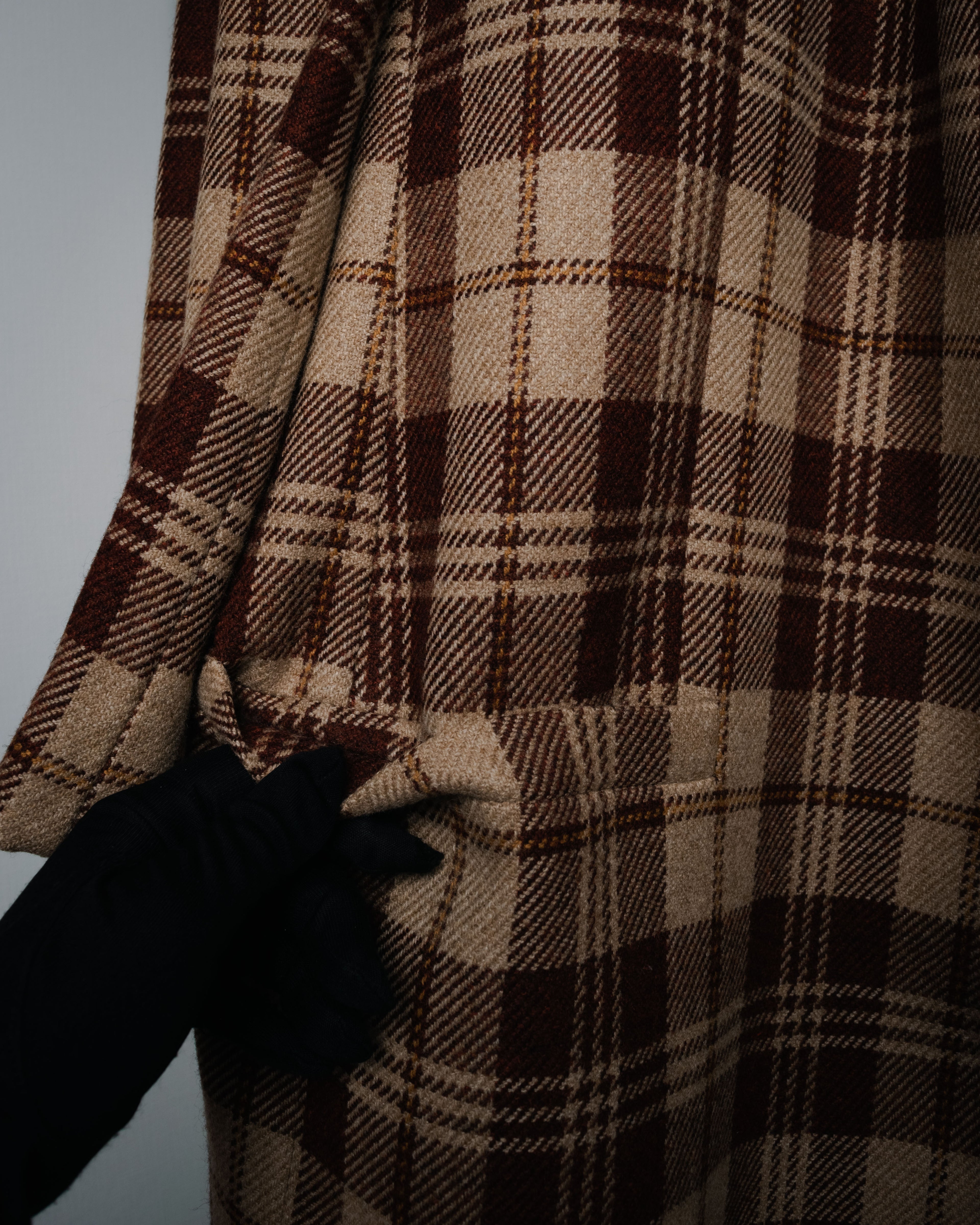 “GIANNI VERSACE” 1988-1994 Oversized plaid wool jacket