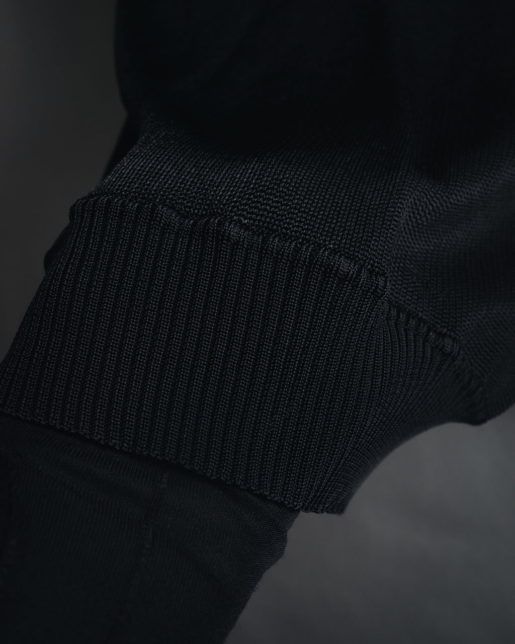 "Christian Dior BOUTIQUE" 2007’s draped viscose mesh-panel pullover