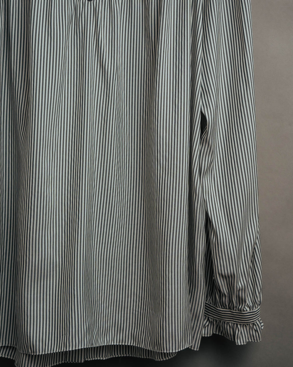 -SPECIAL- “CELINE” 2018’s silk striped ruffle bow blouse