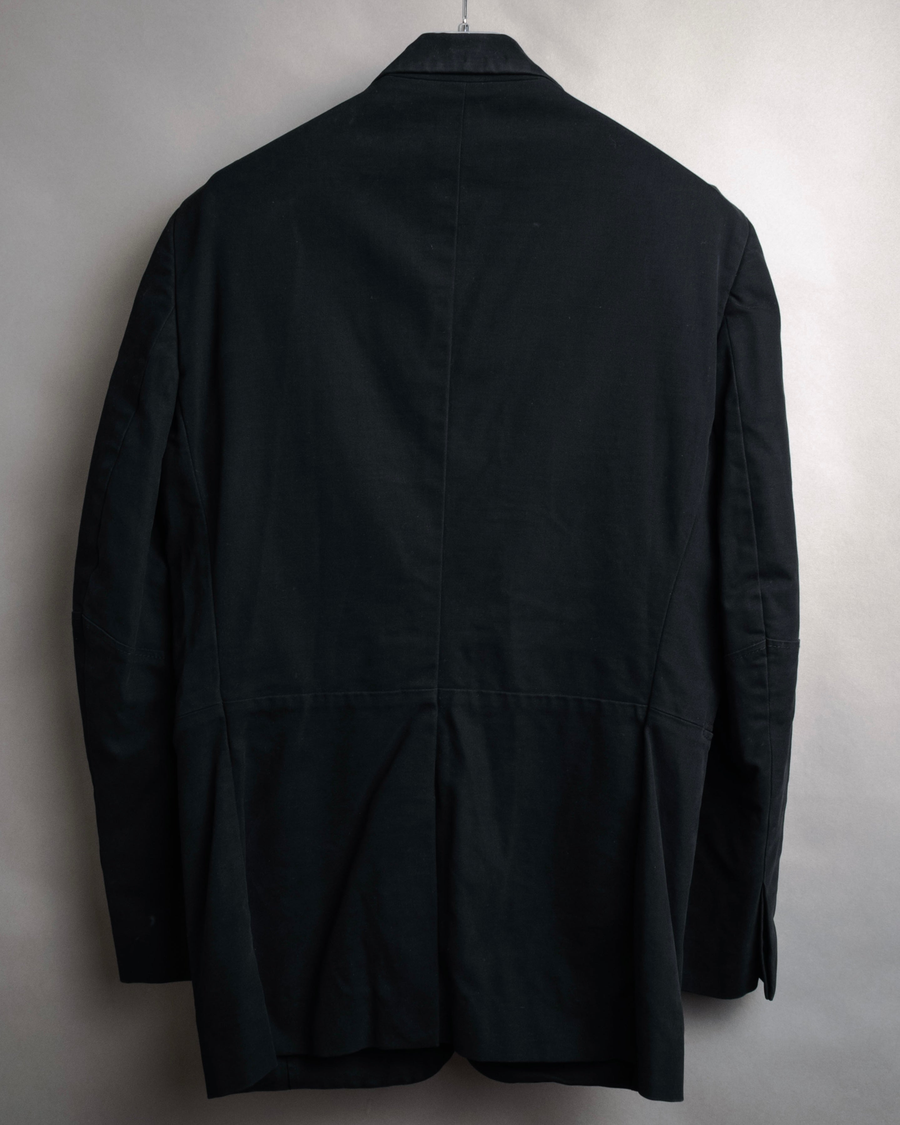 “KATHARINE HAMNETT LONDON”
1995-2005 Structured workwear tailored jacket