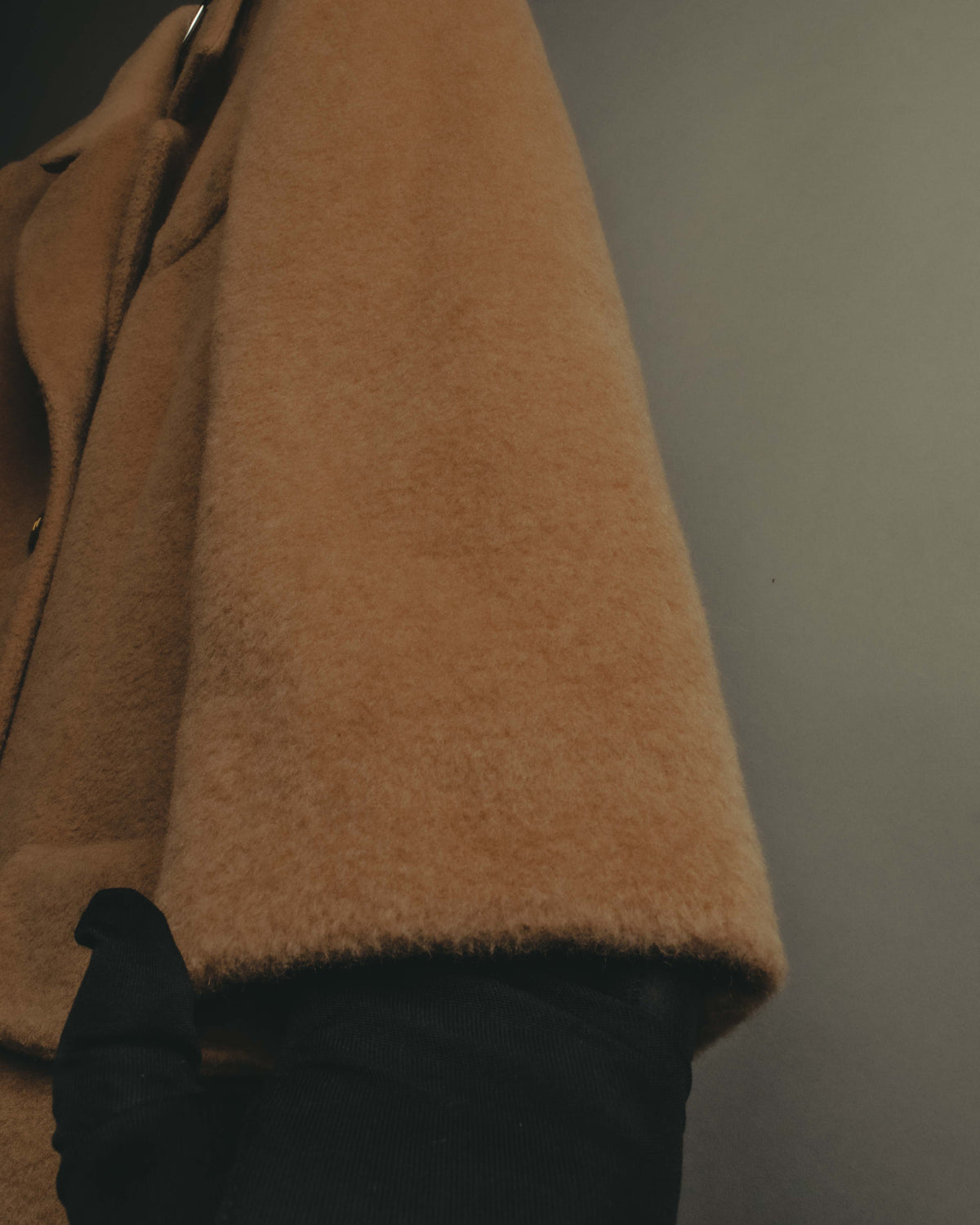 "VALENTINO MISS V" 80's-90's Camel hair single-breasted coat