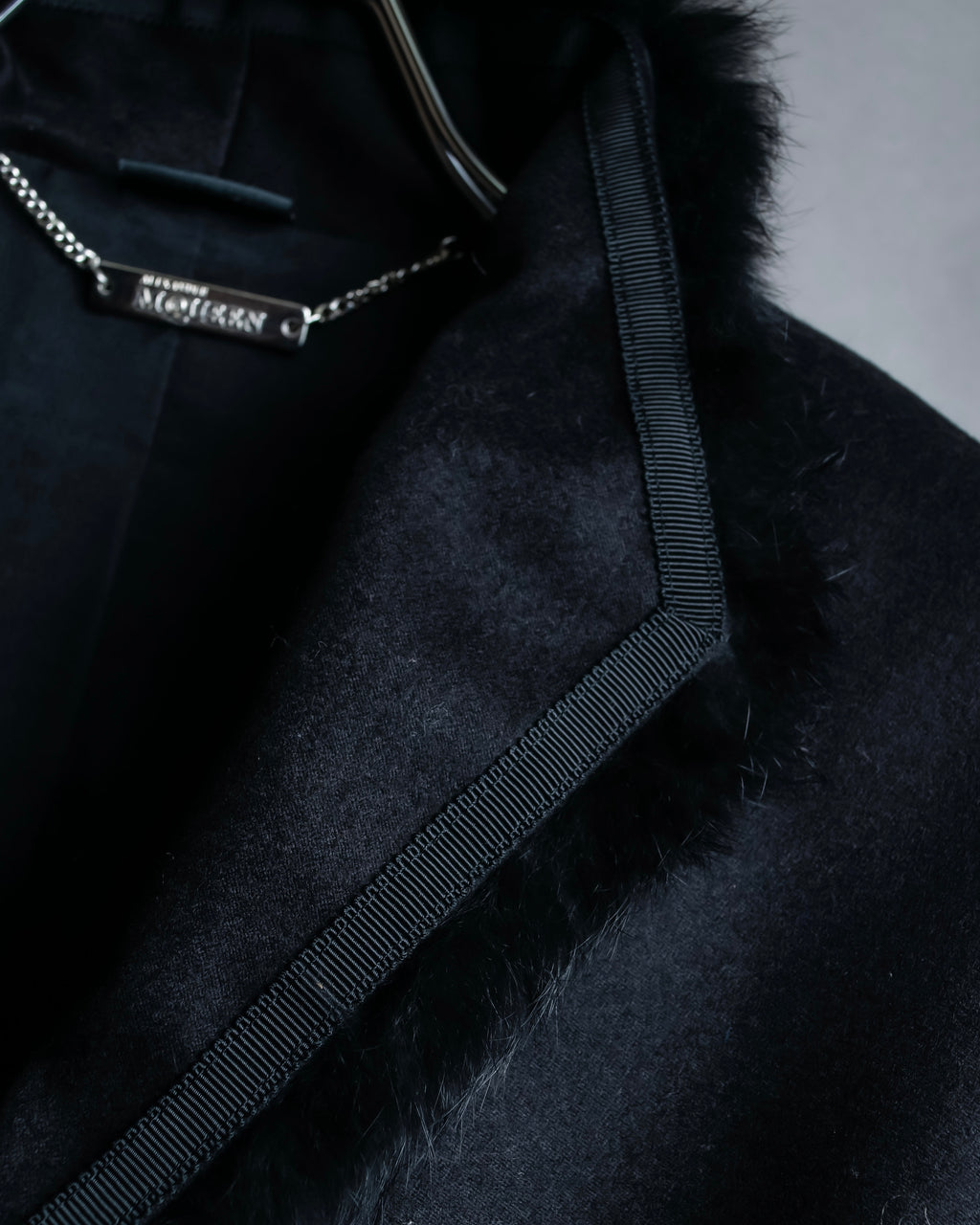 "Alexandar McQueen" Fur trimmed design shaped tailored jacket