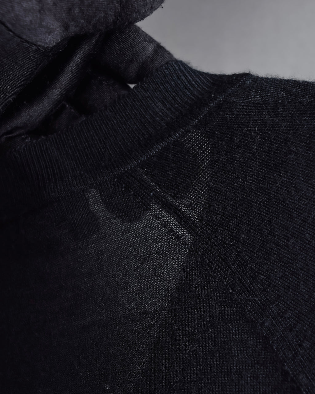 "HERMES" Cashmere silk blend V-neck knit