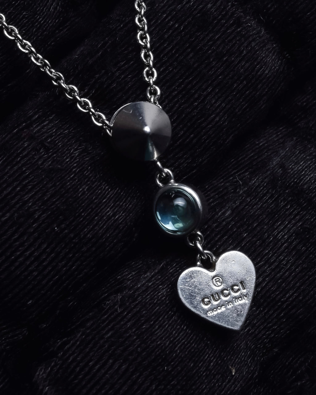 "GUCCI" Heart motif silver necklace